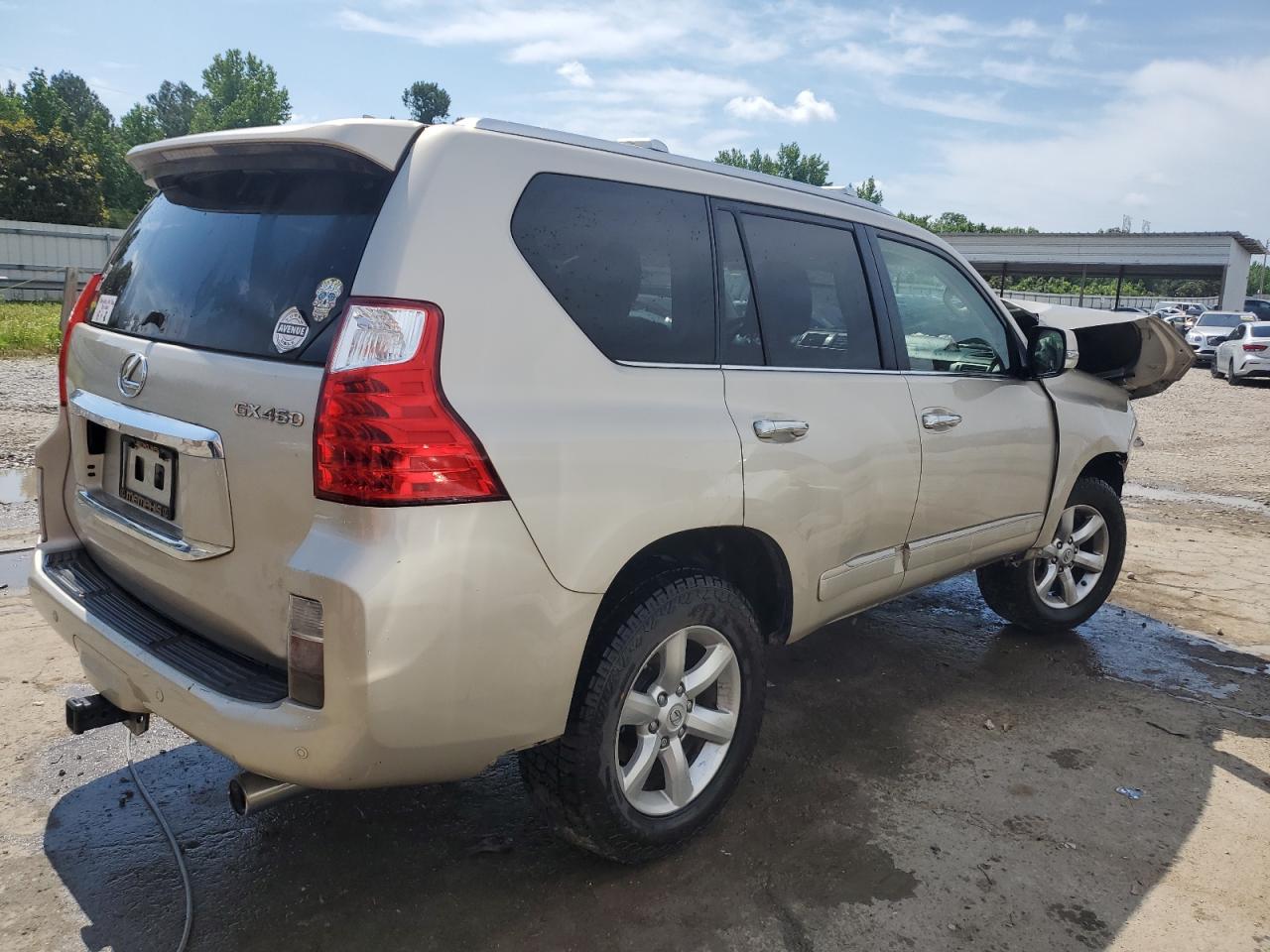 Photo 2 VIN: JTJBM7FX6D5057643 - LEXUS GX 