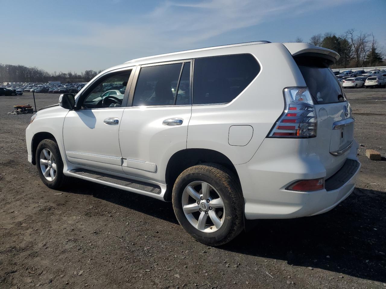 Photo 1 VIN: JTJBM7FX6F5114832 - LEXUS GX 