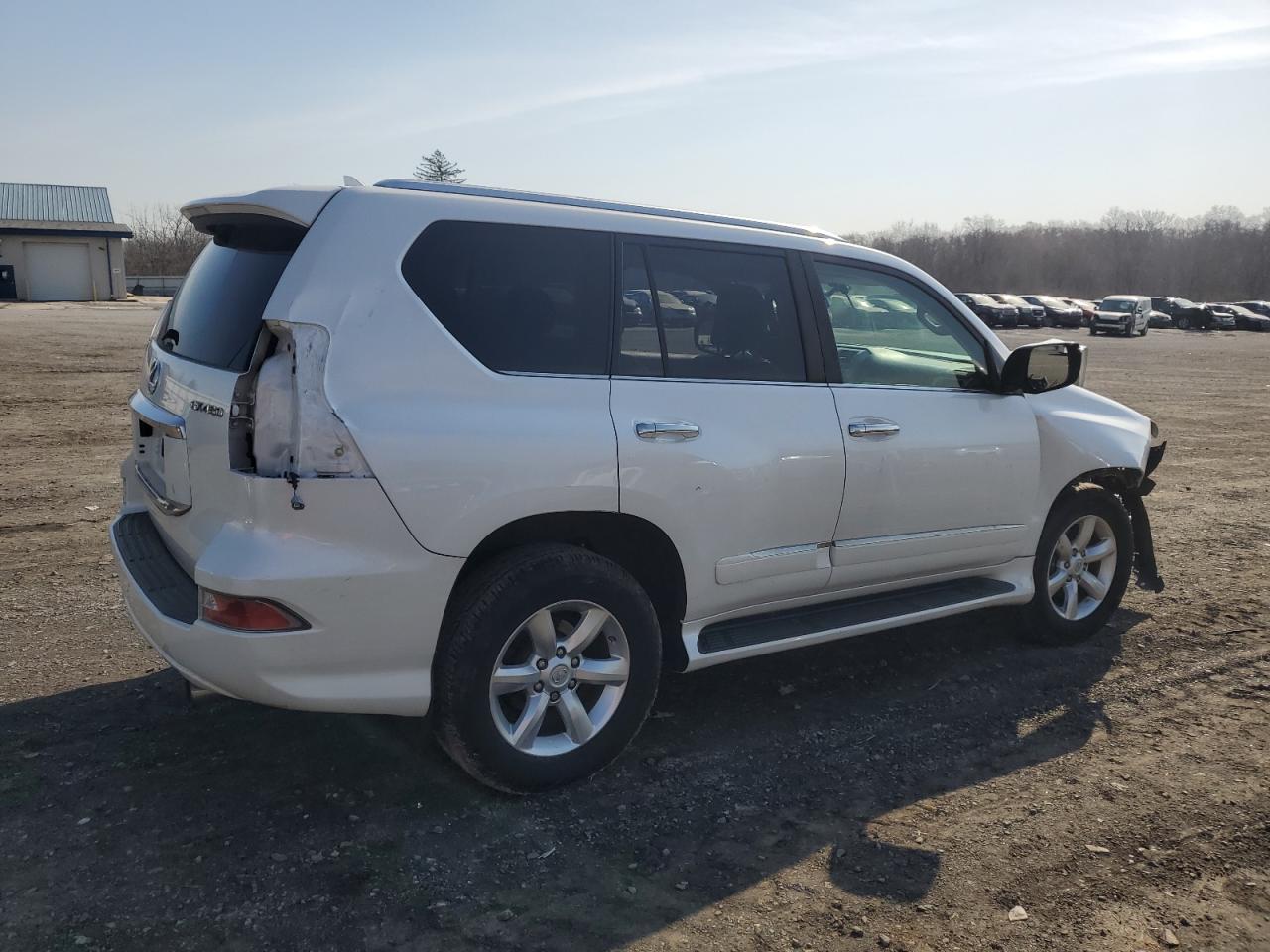 Photo 2 VIN: JTJBM7FX6F5114832 - LEXUS GX 