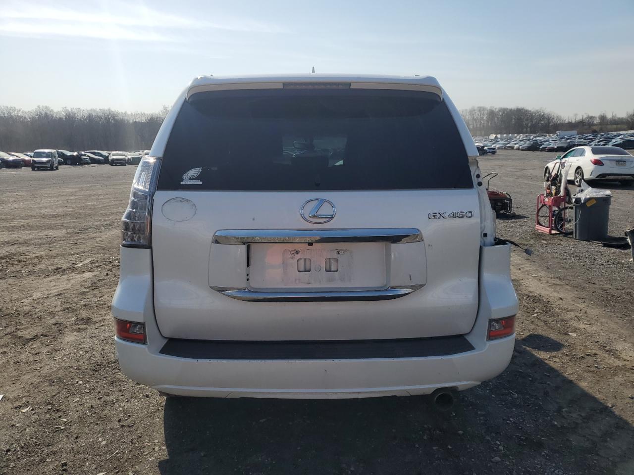 Photo 5 VIN: JTJBM7FX6F5114832 - LEXUS GX 