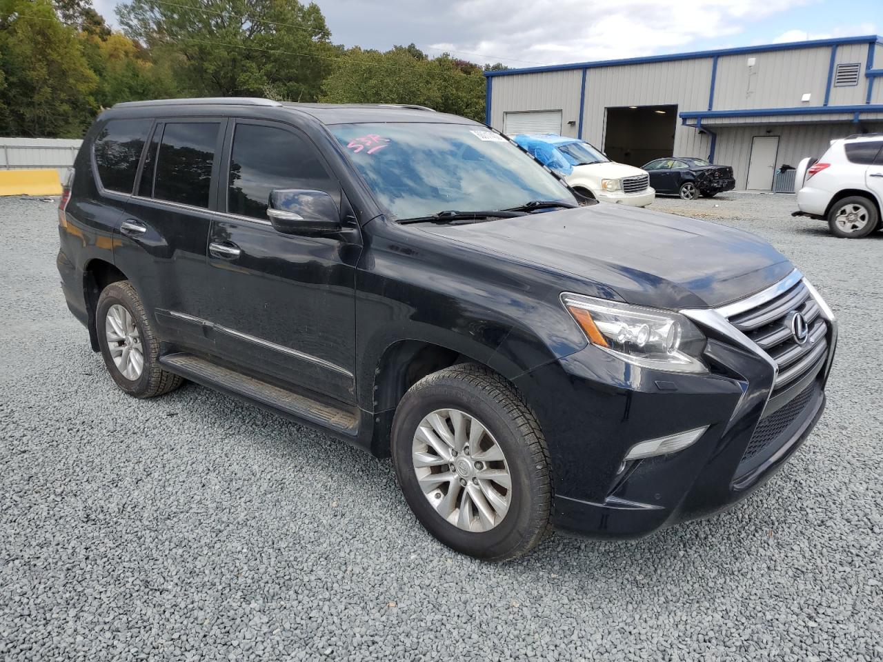 Photo 3 VIN: JTJBM7FX6H5179005 - LEXUS GX 