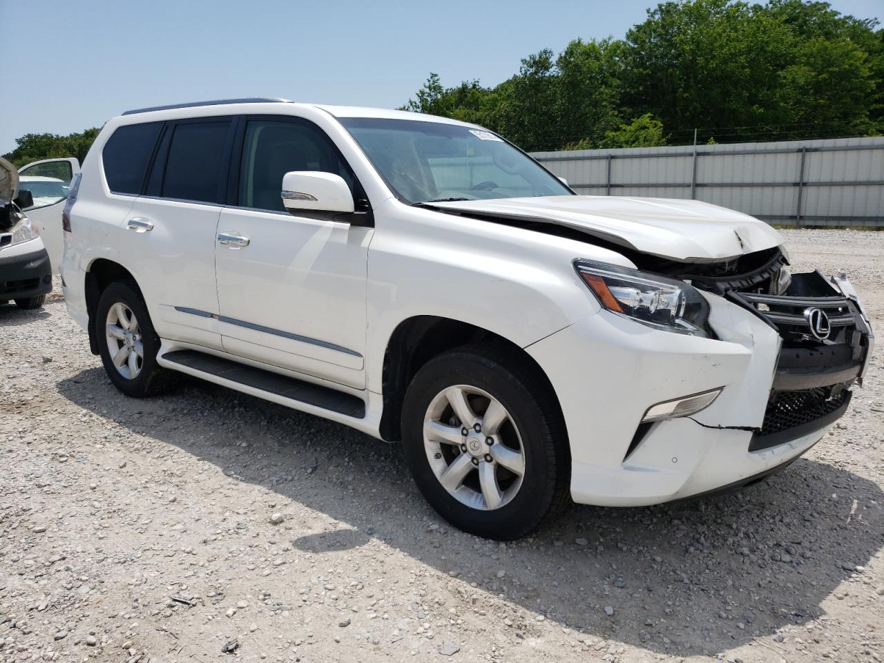 Photo 3 VIN: JTJBM7FX7J5208369 - LEXUS GX 