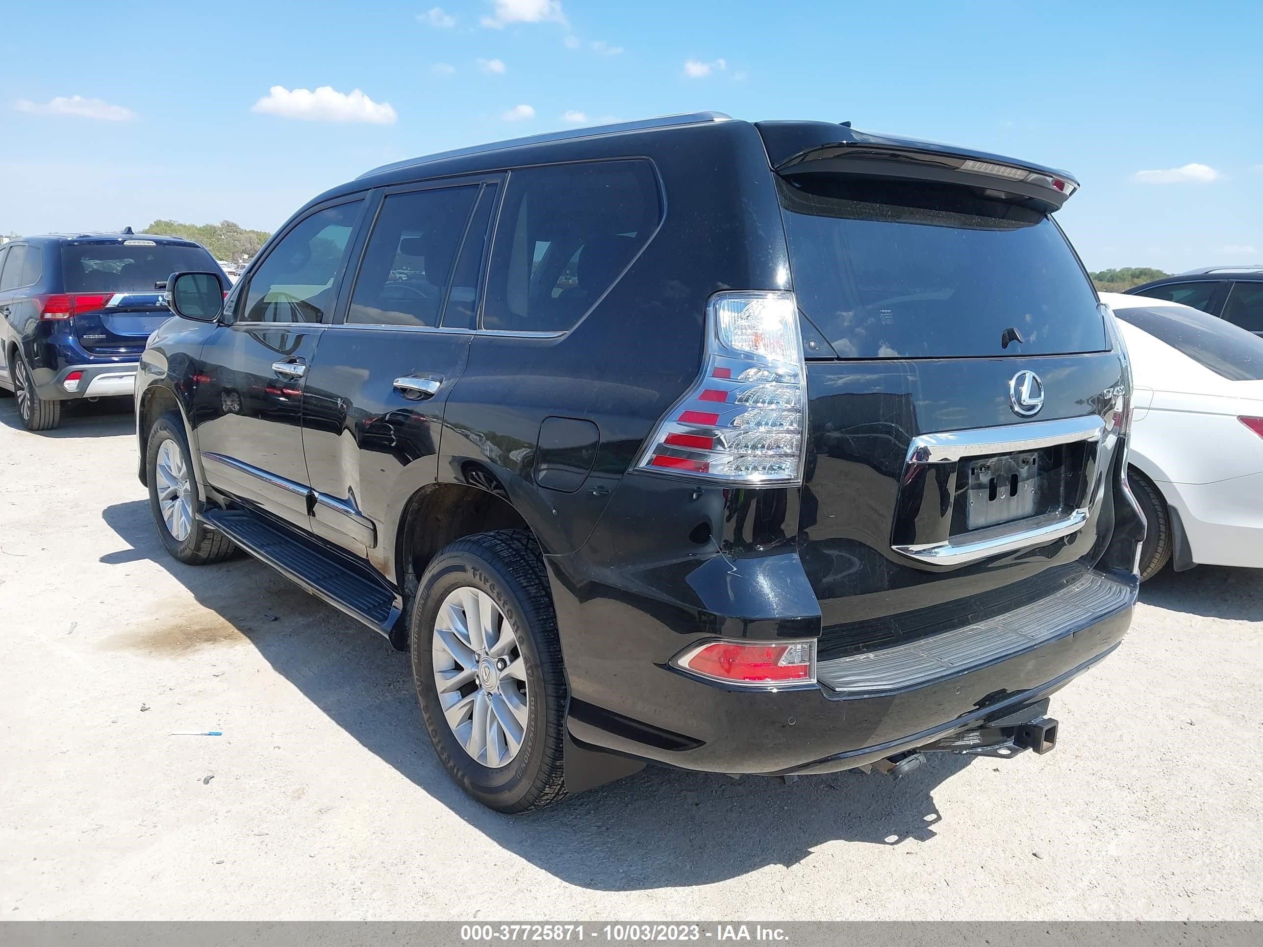 Photo 2 VIN: JTJBM7FX8G5136669 - LEXUS GX 