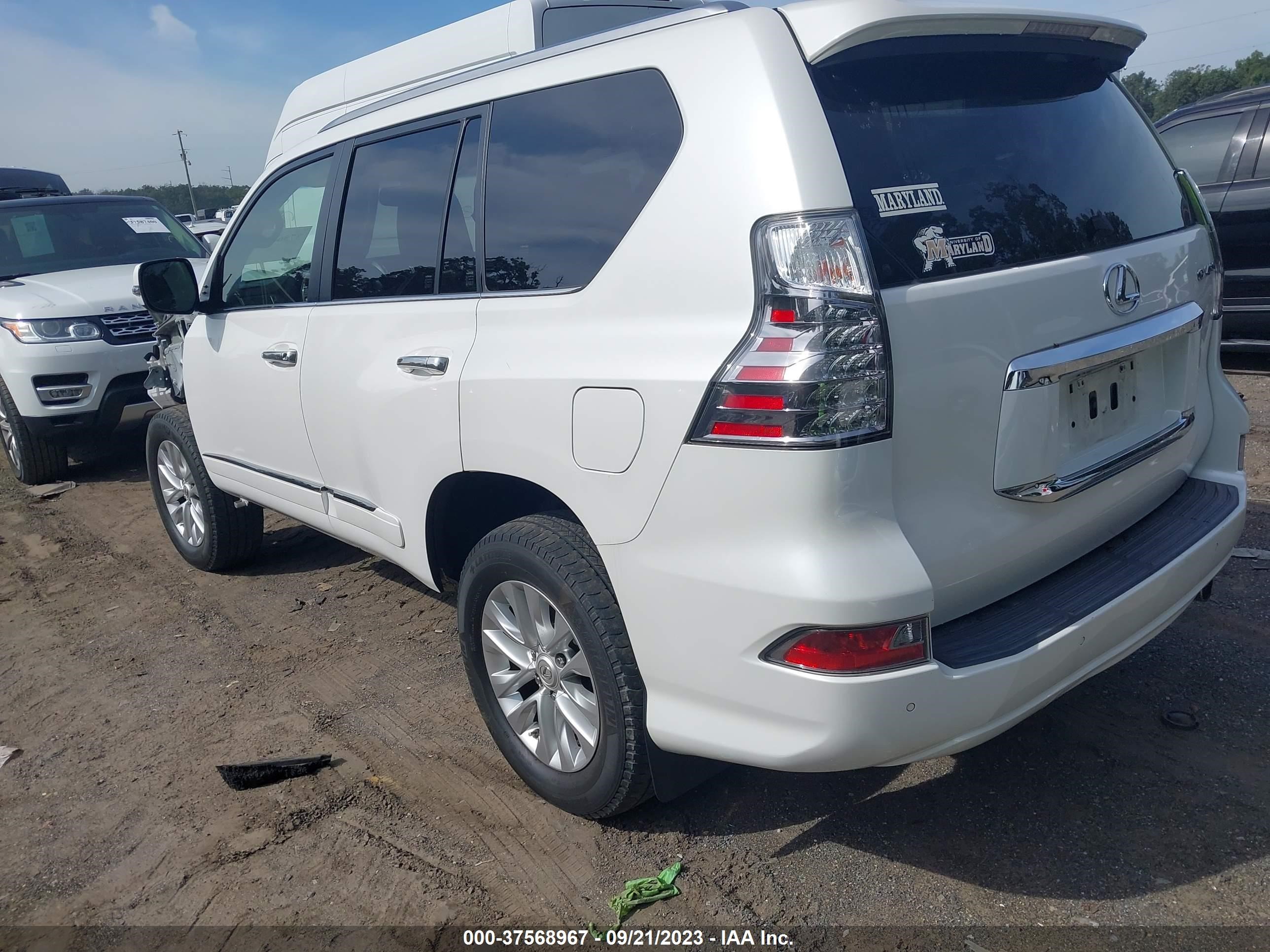 Photo 2 VIN: JTJBM7FX8H5157636 - LEXUS GX 