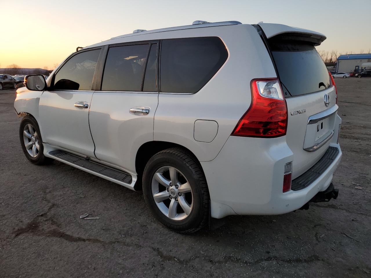 Photo 1 VIN: JTJBM7FX9A5008108 - LEXUS GX 