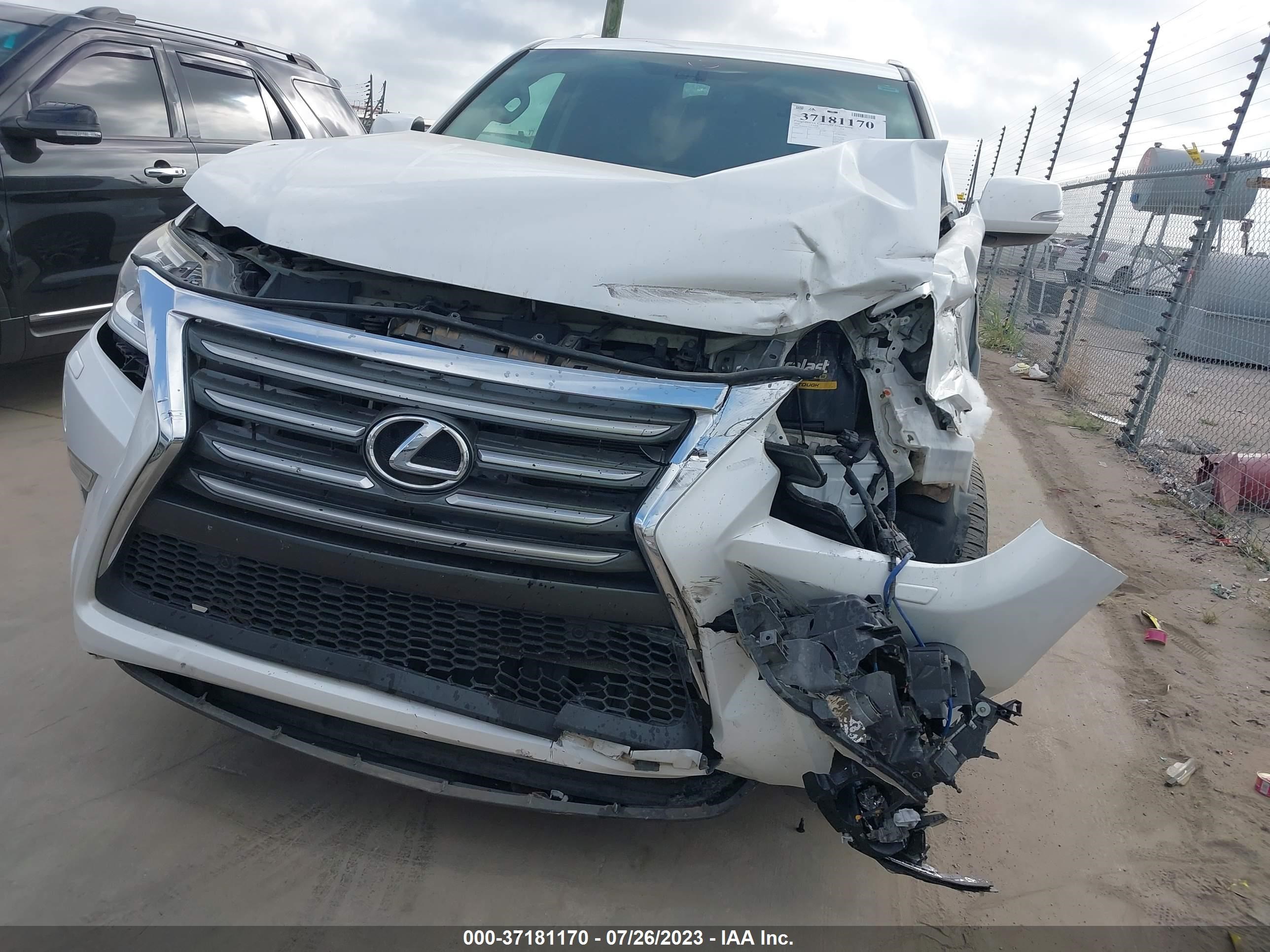 Photo 11 VIN: JTJBM7FX9G5137118 - LEXUS GX 