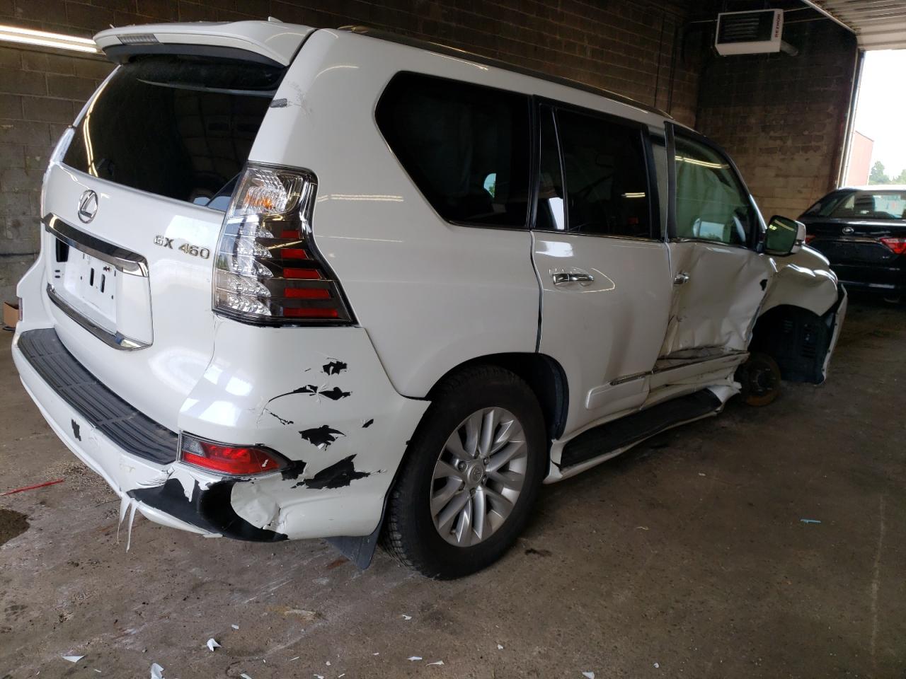 Photo 2 VIN: JTJBM7FXXJ5207684 - LEXUS GX 