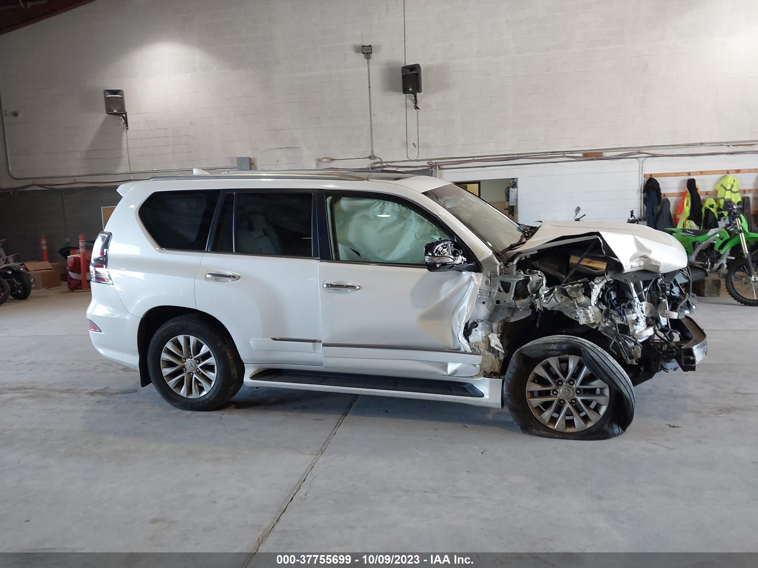 Photo 12 VIN: JTJBM7FXXK5233977 - LEXUS GX 