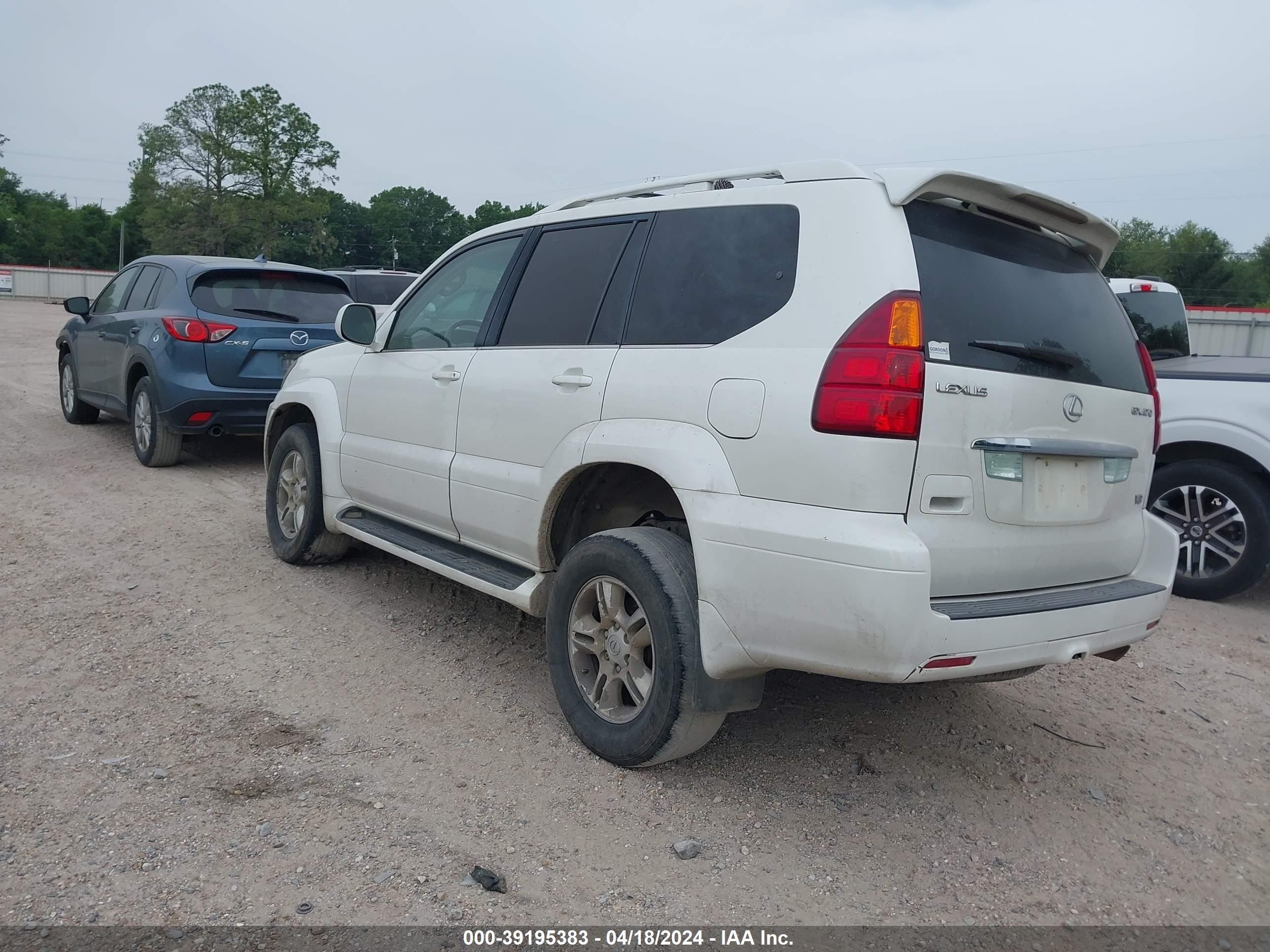 Photo 2 VIN: JTJBT20X030019917 - LEXUS GX 