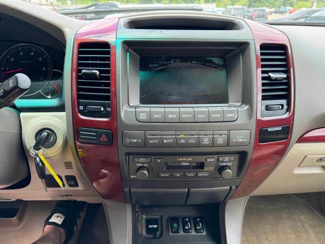 Photo 11 VIN: JTJBT20X490174110 - LEXUS GX 