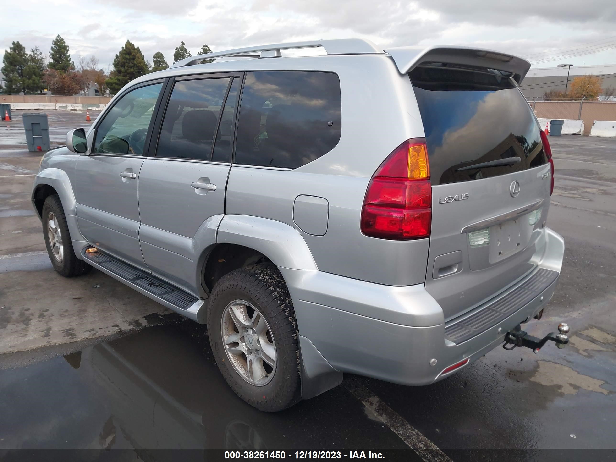 Photo 2 VIN: JTJBT20X570130131 - LEXUS GX 