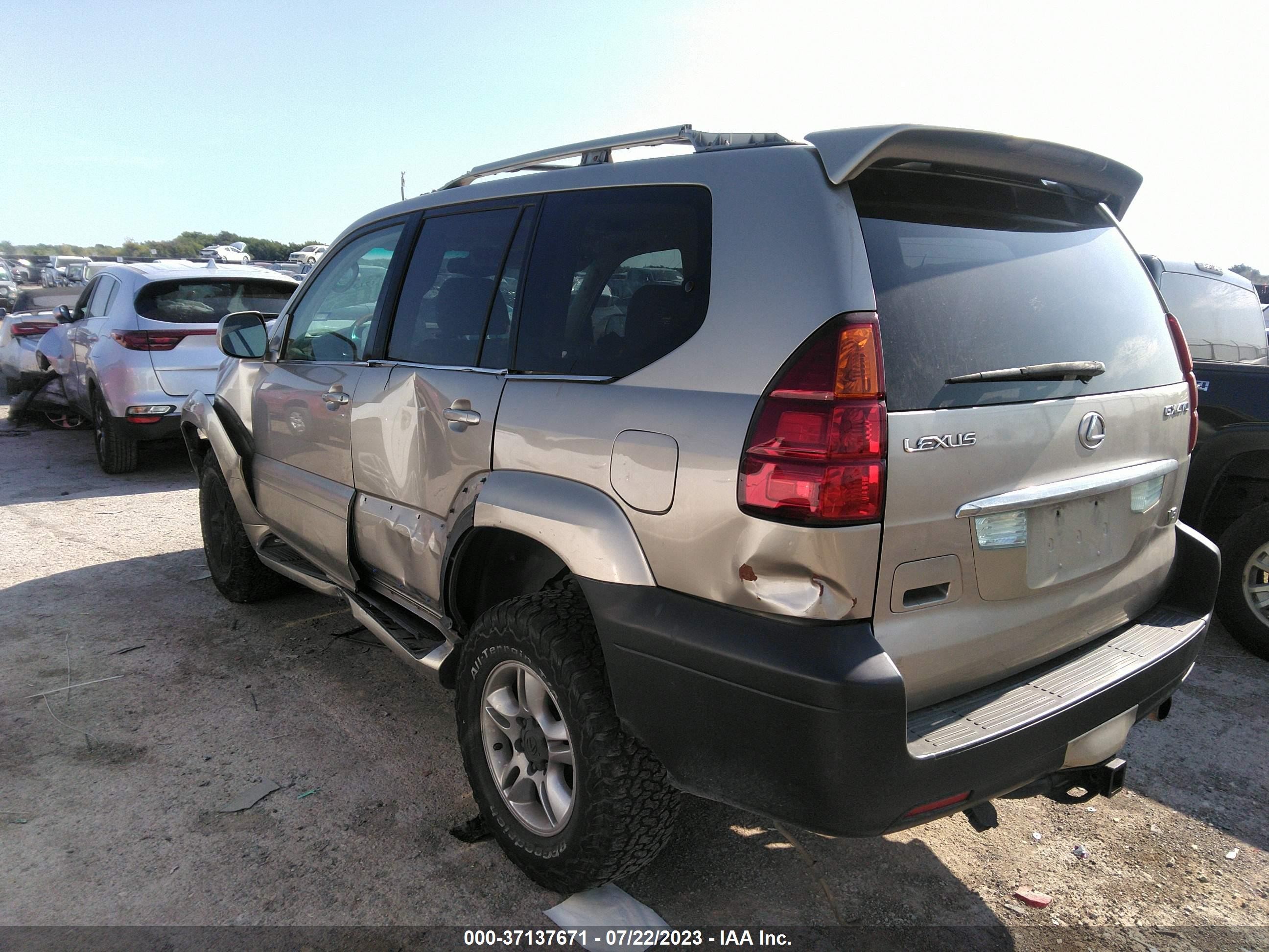 Photo 2 VIN: JTJBT20X850080631 - LEXUS GX 