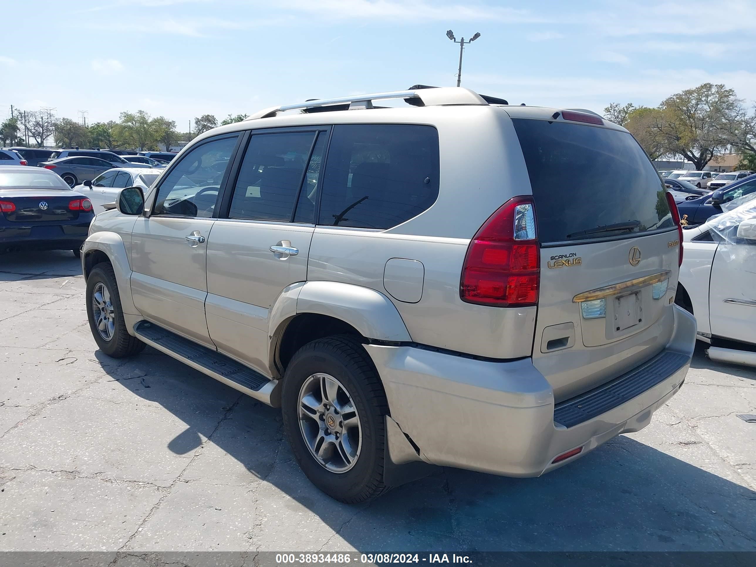 Photo 2 VIN: JTJBT20X880153453 - LEXUS GX 