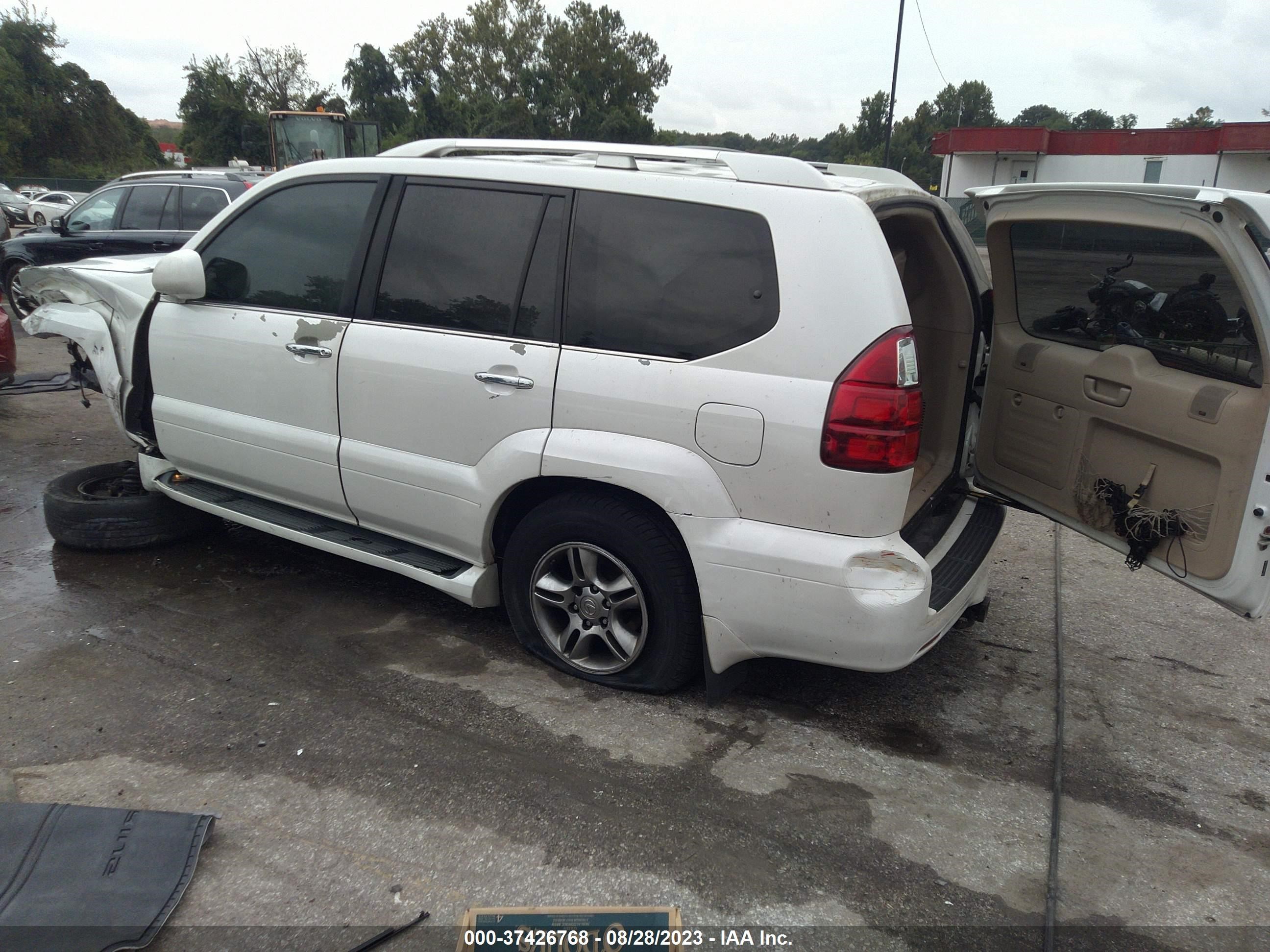 Photo 2 VIN: JTJBT20X880162573 - LEXUS GX 