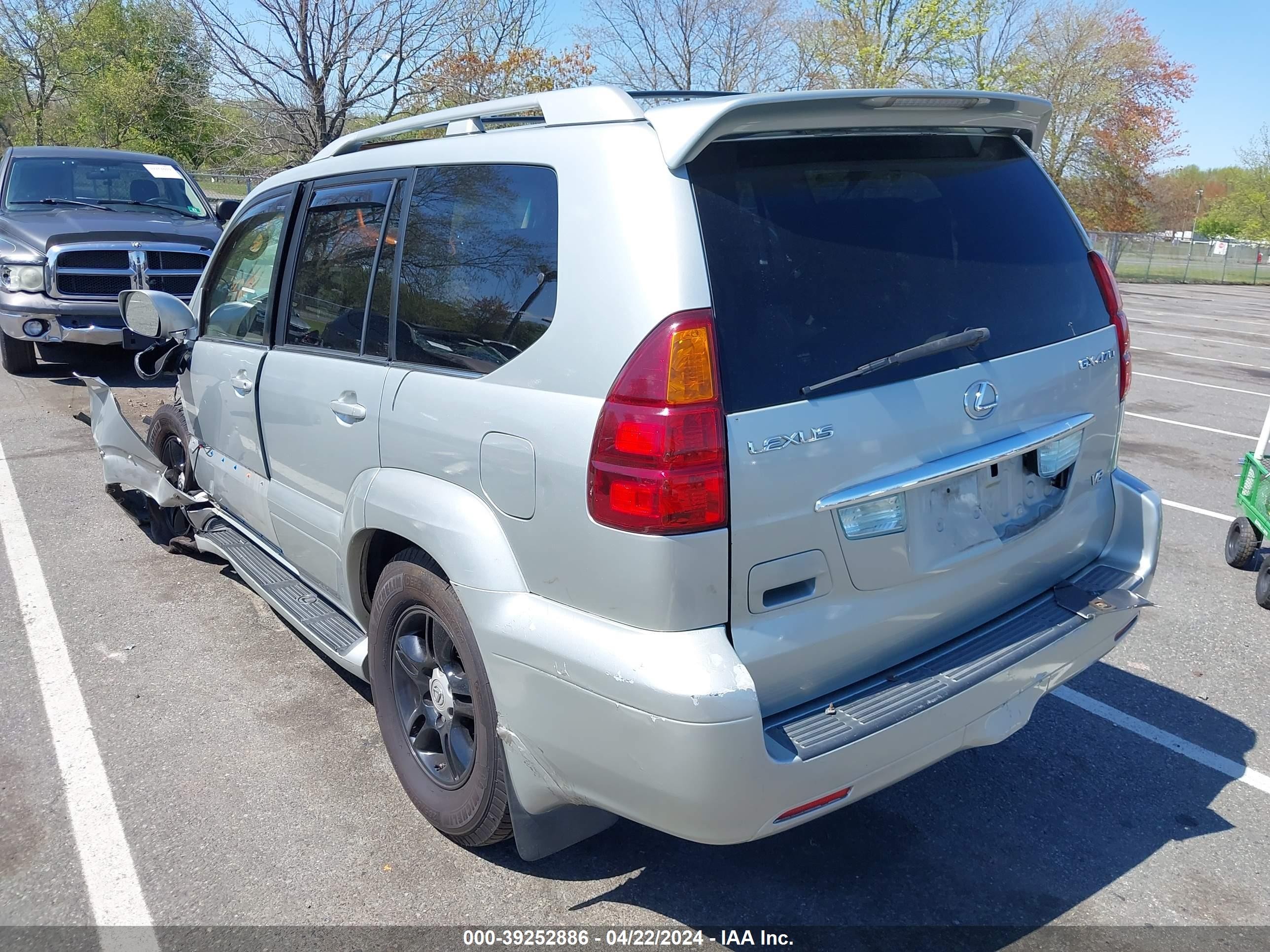 Photo 2 VIN: JTJBT20XX50083885 - LEXUS GX 