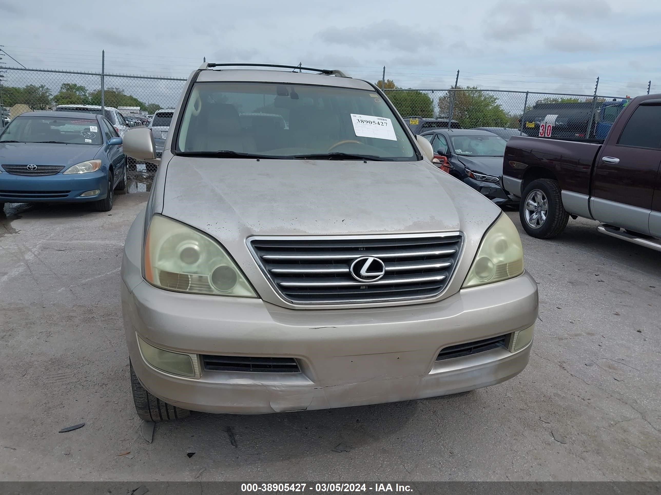 Photo 5 VIN: JTJBT20XX50088634 - LEXUS GX 