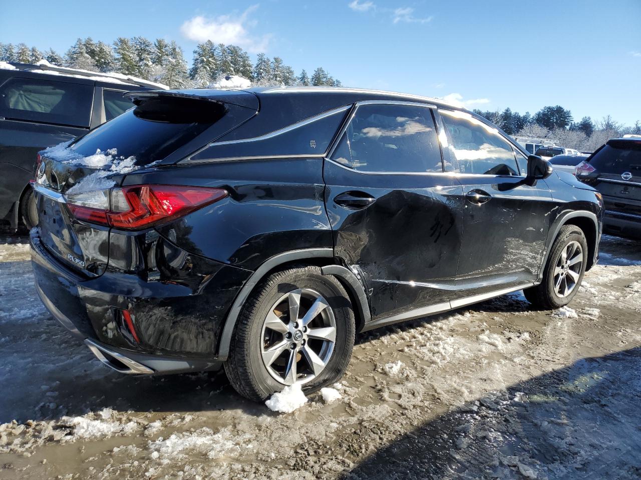 Photo 2 VIN: JTJBZMCA0J2036381 - LEXUS RX 