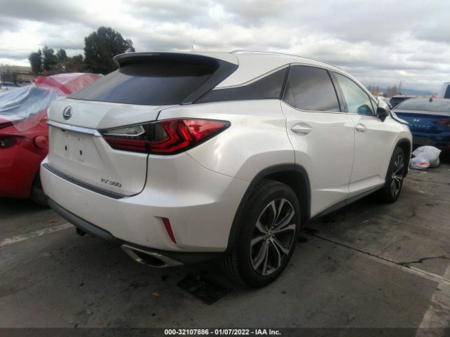 Photo 3 VIN: JTJBZMCA6H2029428 - LEXUS RX 