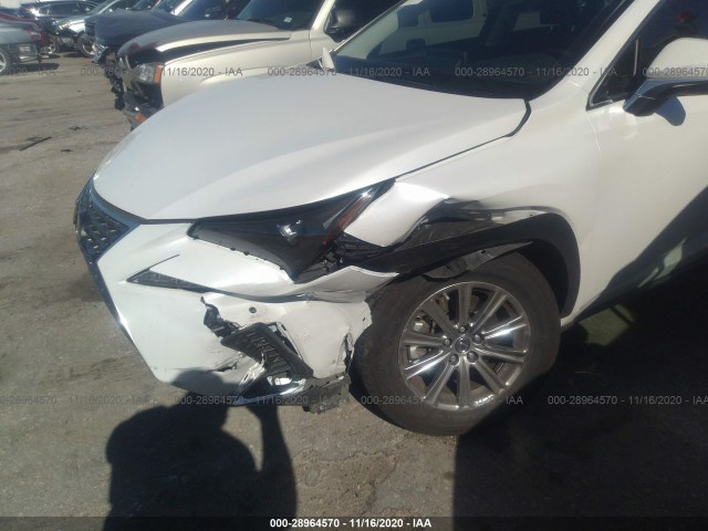 Photo 5 VIN: JTJDARBZ4L5008203 - LEXUS NX 