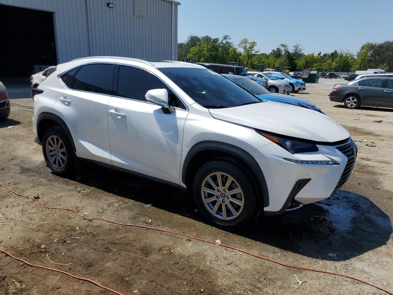 Photo 3 VIN: JTJDARBZ4M5031157 - LEXUS NX 