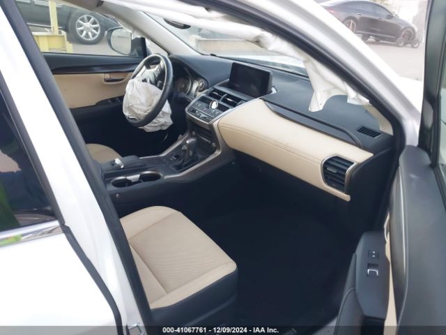 Photo 4 VIN: JTJDARBZ8L5001111 - LEXUS NX 