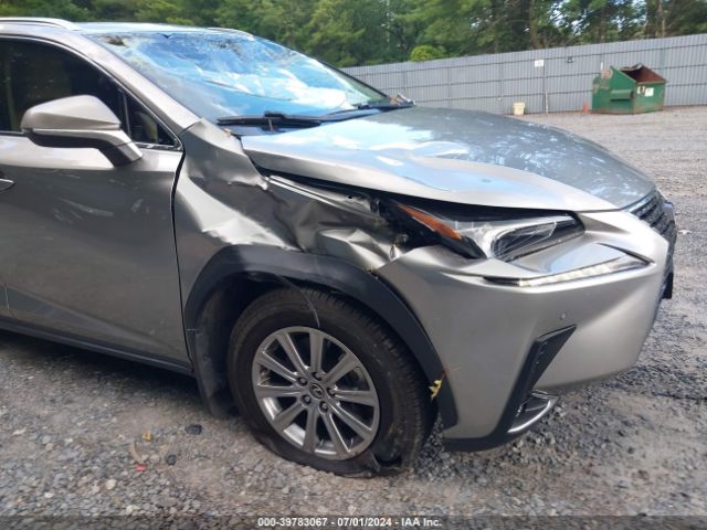 Photo 5 VIN: JTJDARDZ3L5008092 - LEXUS NX 300 