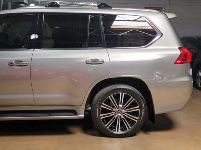 Photo 5 VIN: JTJDY7AX5L4318642 - LEXUS LX 