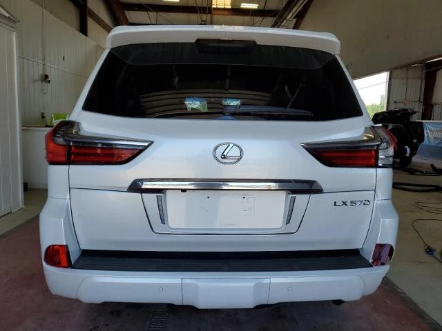 Photo 5 VIN: JTJDY7AX5MX333918 - LEXUS LX 570 