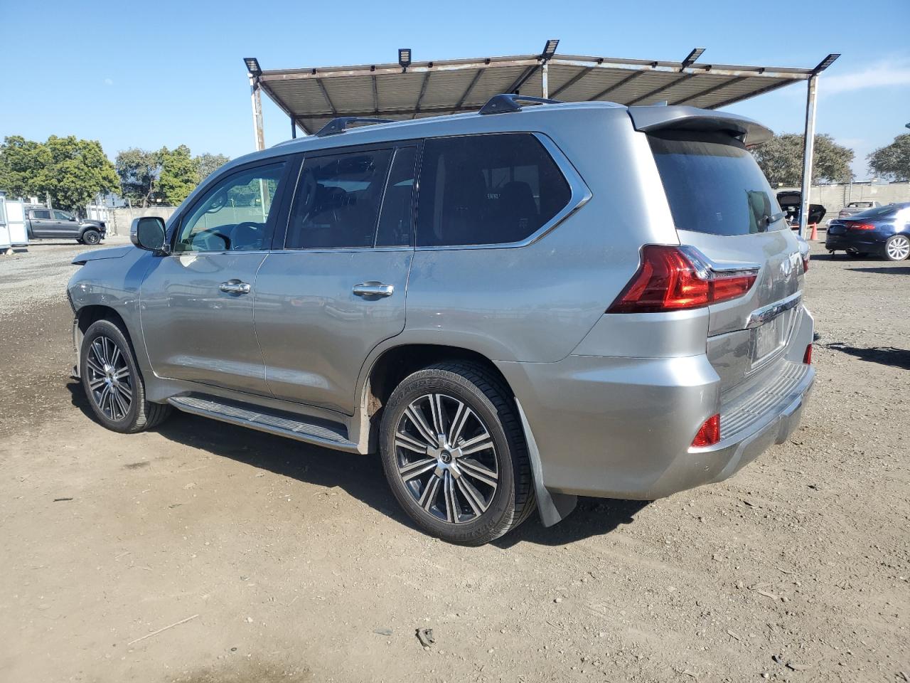 Photo 1 VIN: JTJDY7AX9L4318630 - LEXUS LX 