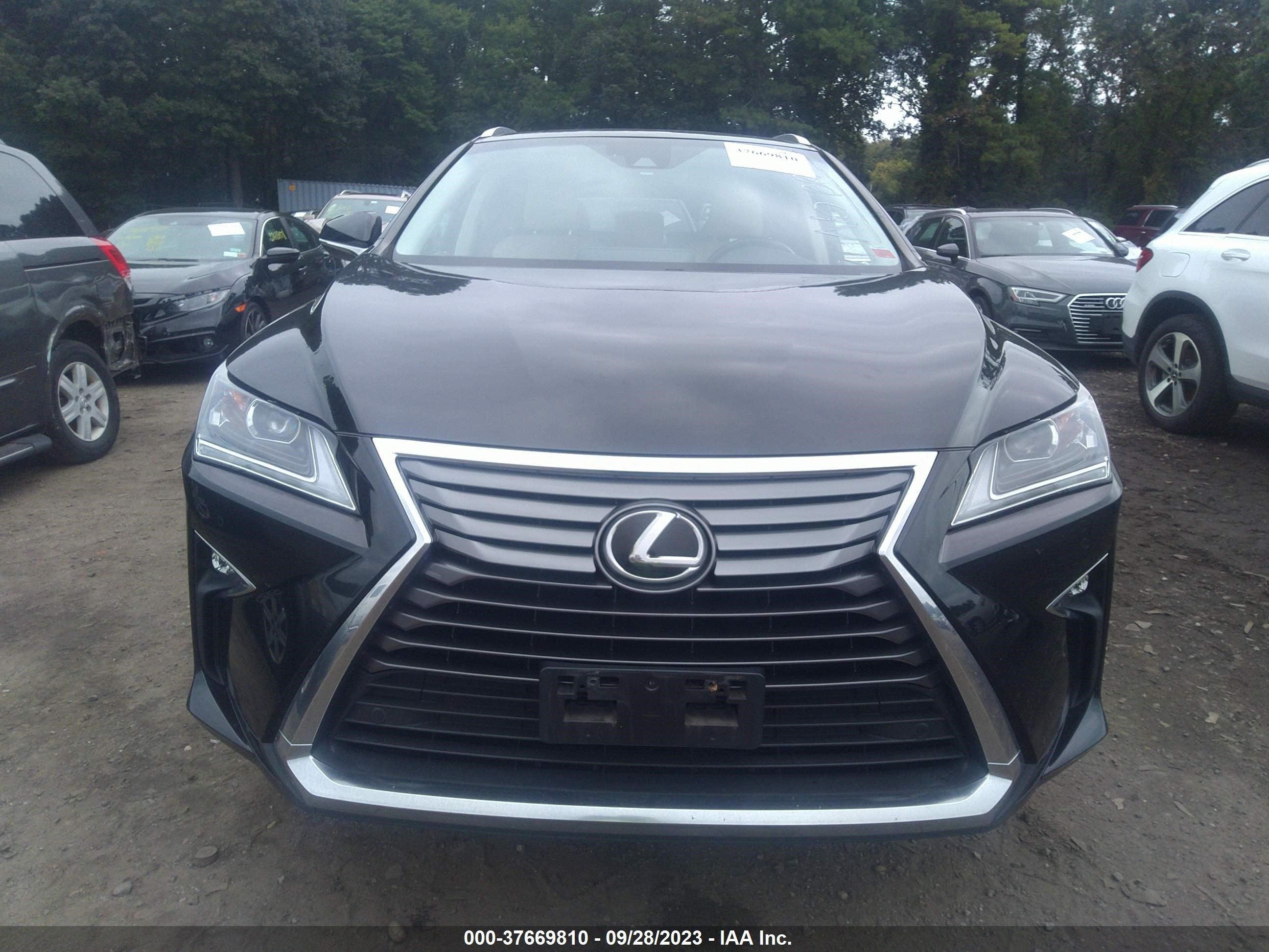 Photo 11 VIN: JTJDZKCA0J2003927 - LEXUS RX 