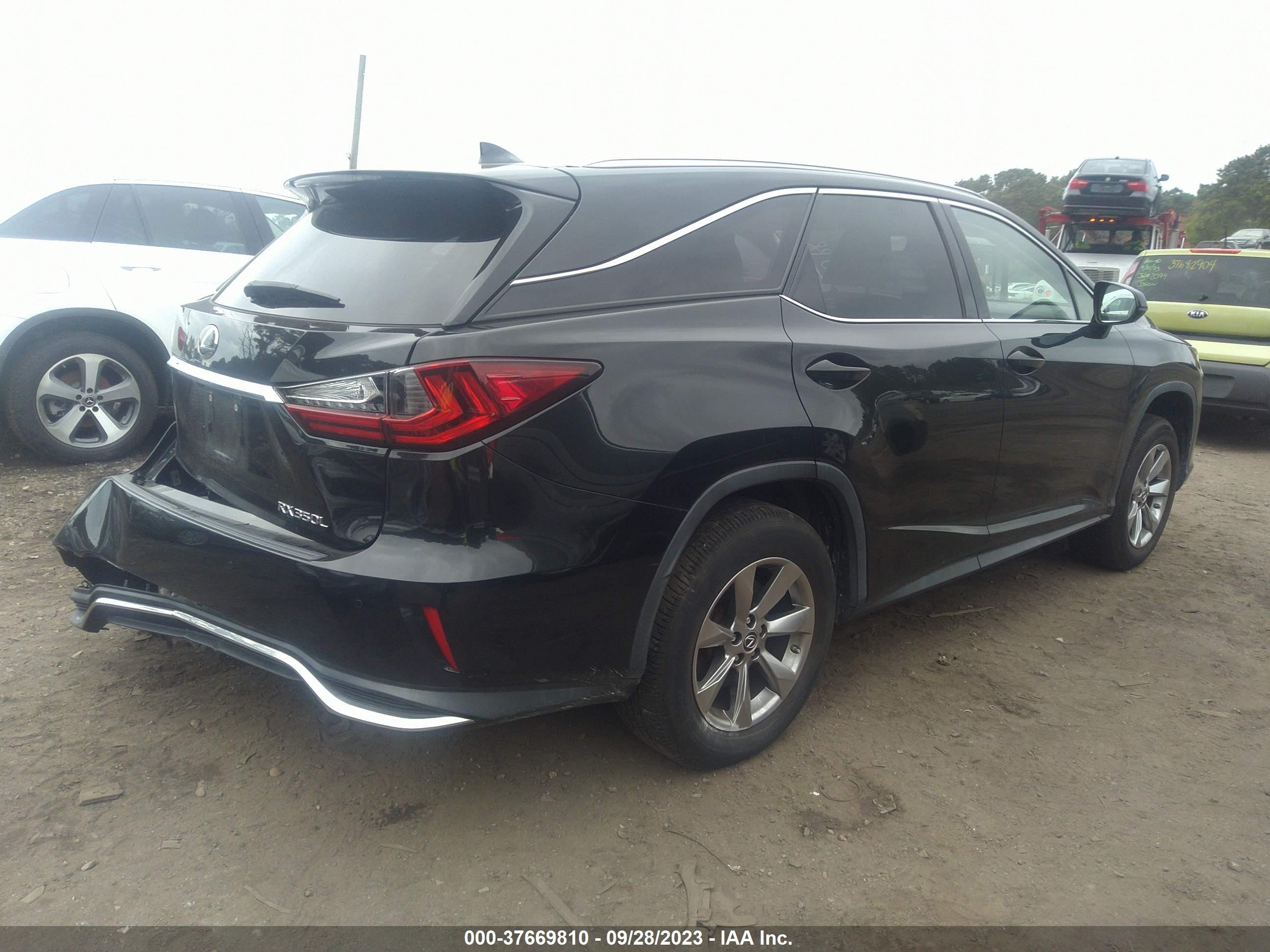 Photo 3 VIN: JTJDZKCA0J2003927 - LEXUS RX 