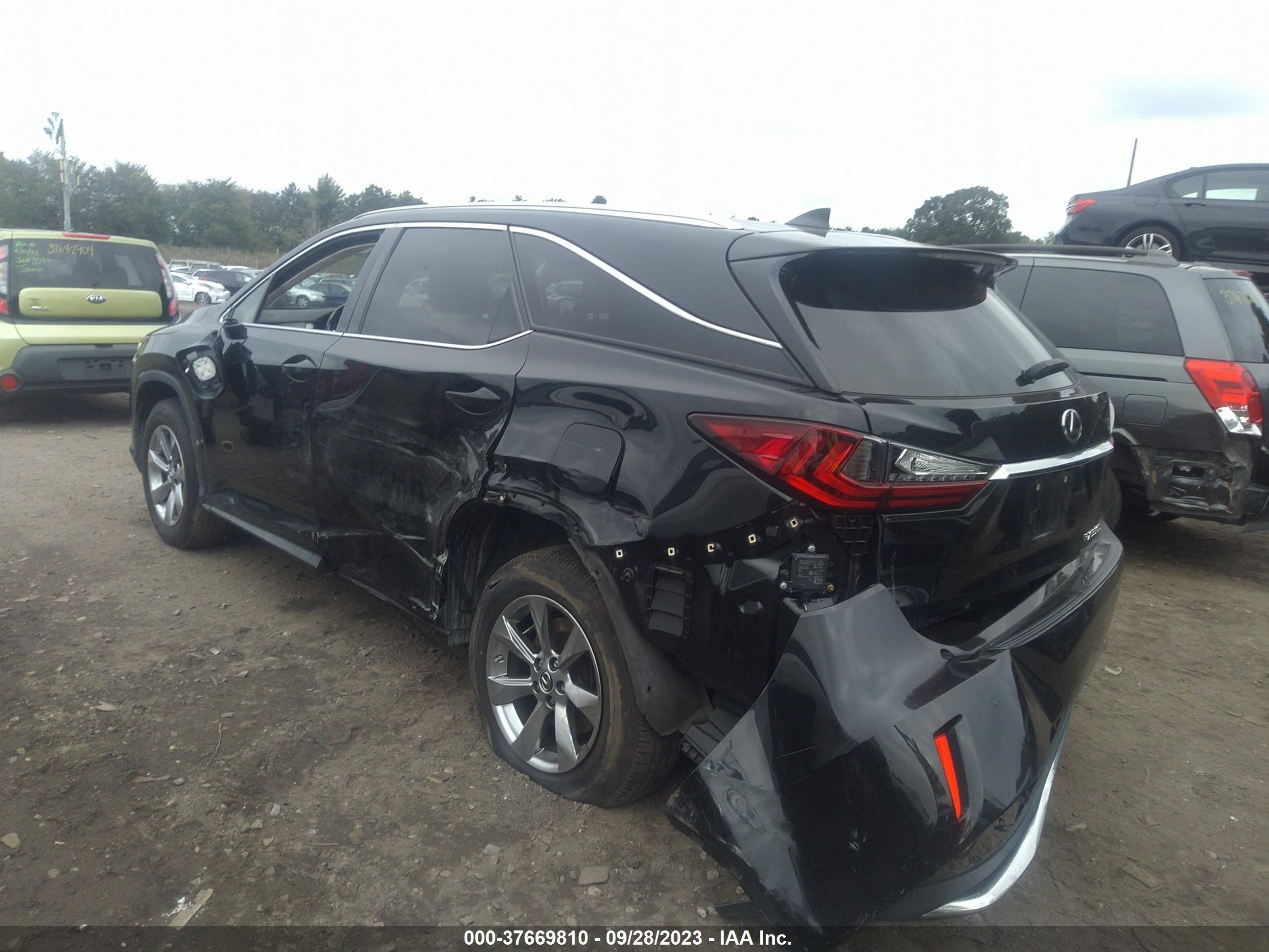 Photo 5 VIN: JTJDZKCA0J2003927 - LEXUS RX 