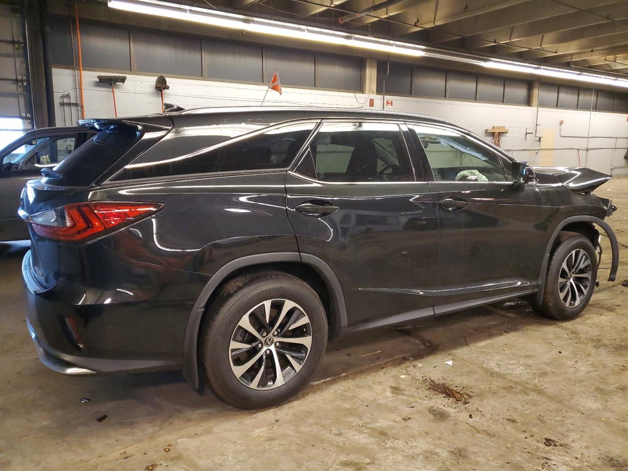 Photo 2 VIN: JTJDZKCAXJ2012876 - LEXUS RX 