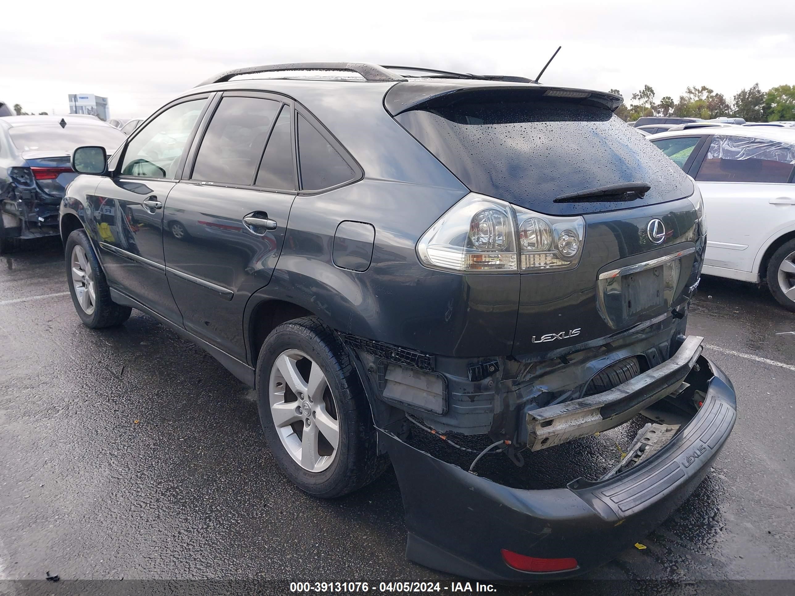 Photo 2 VIN: JTJGA31U040003207 - LEXUS RX 