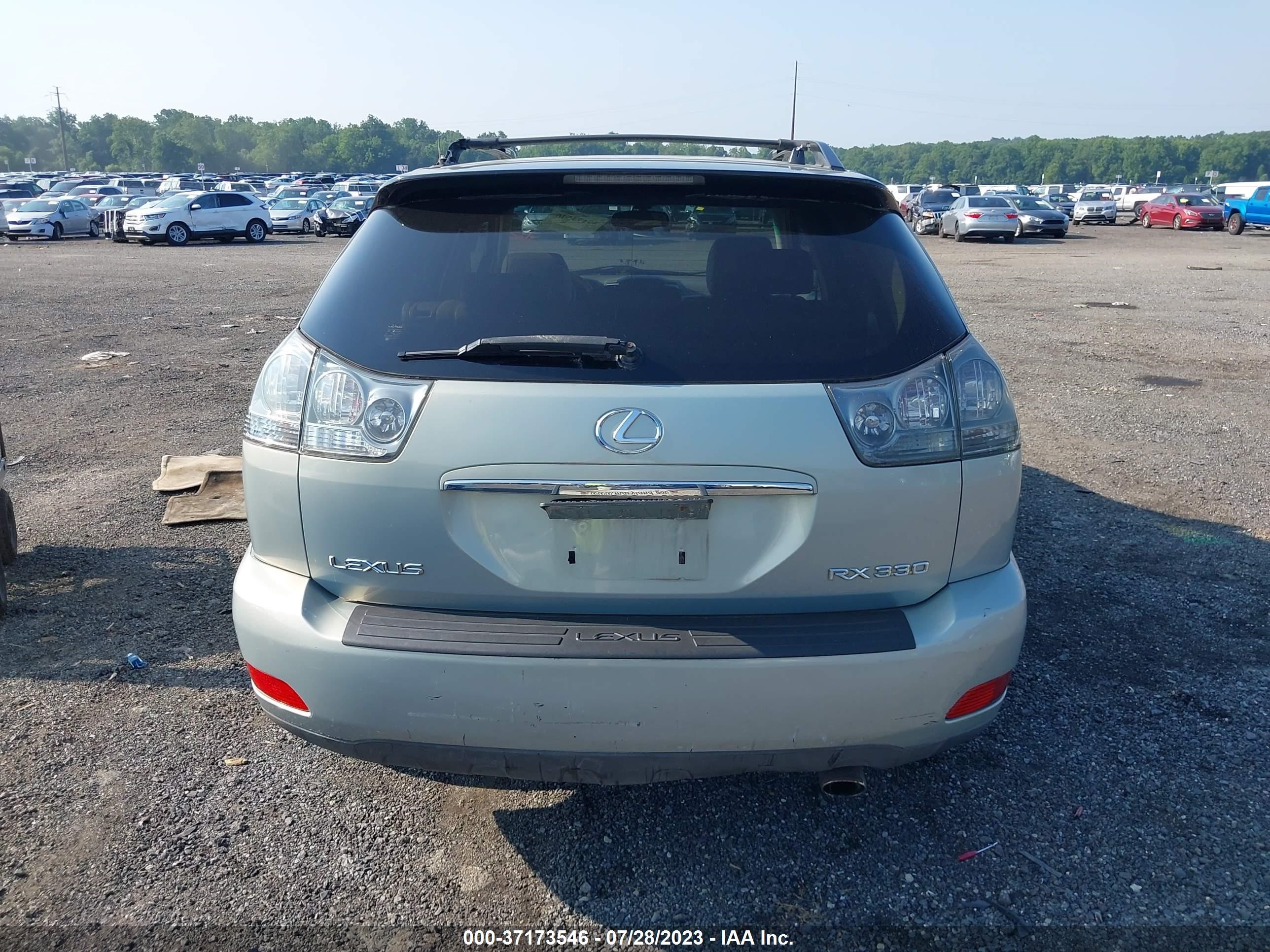 Photo 14 VIN: JTJGA31U140017875 - LEXUS RX 