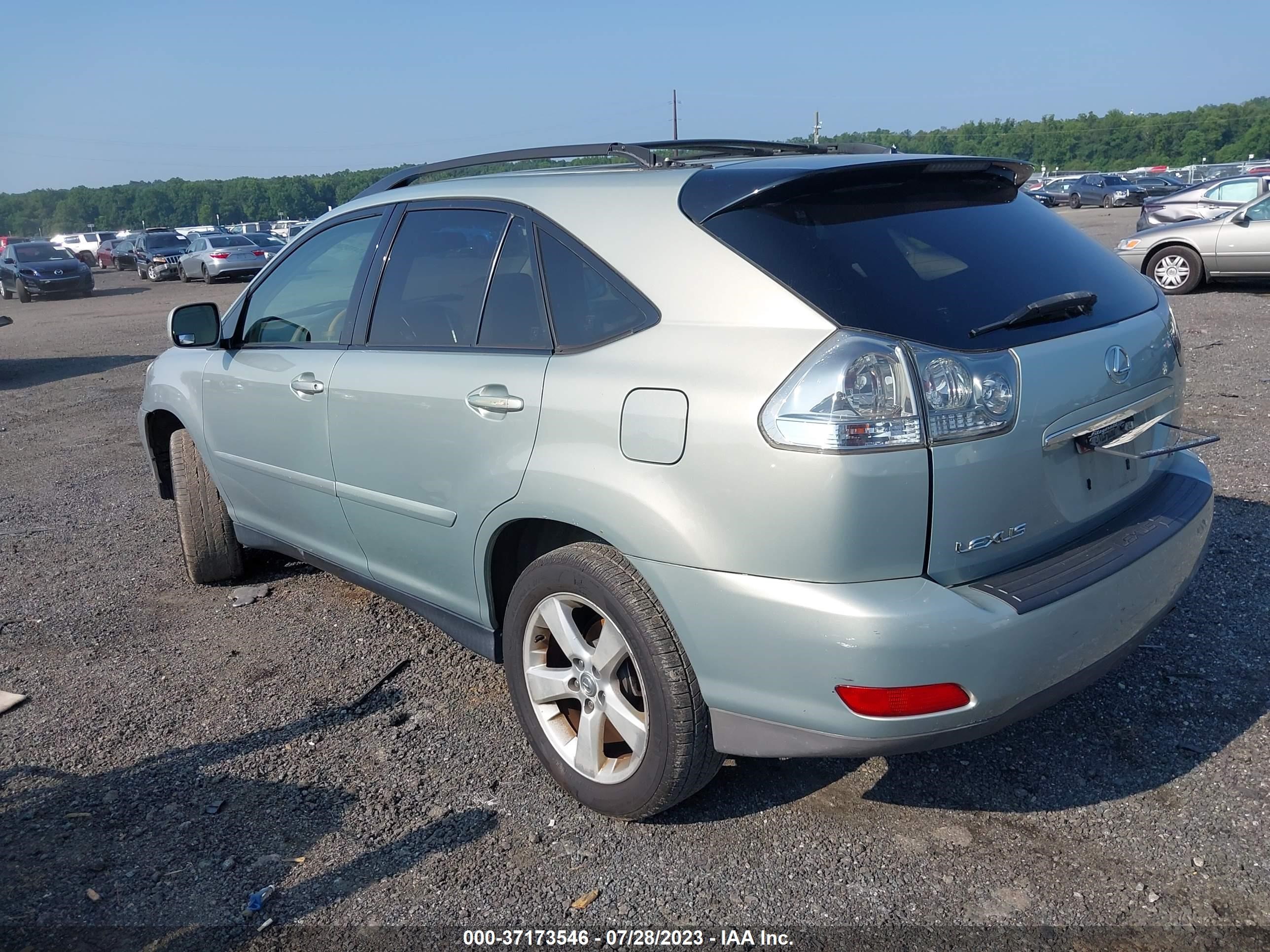 Photo 2 VIN: JTJGA31U140017875 - LEXUS RX 