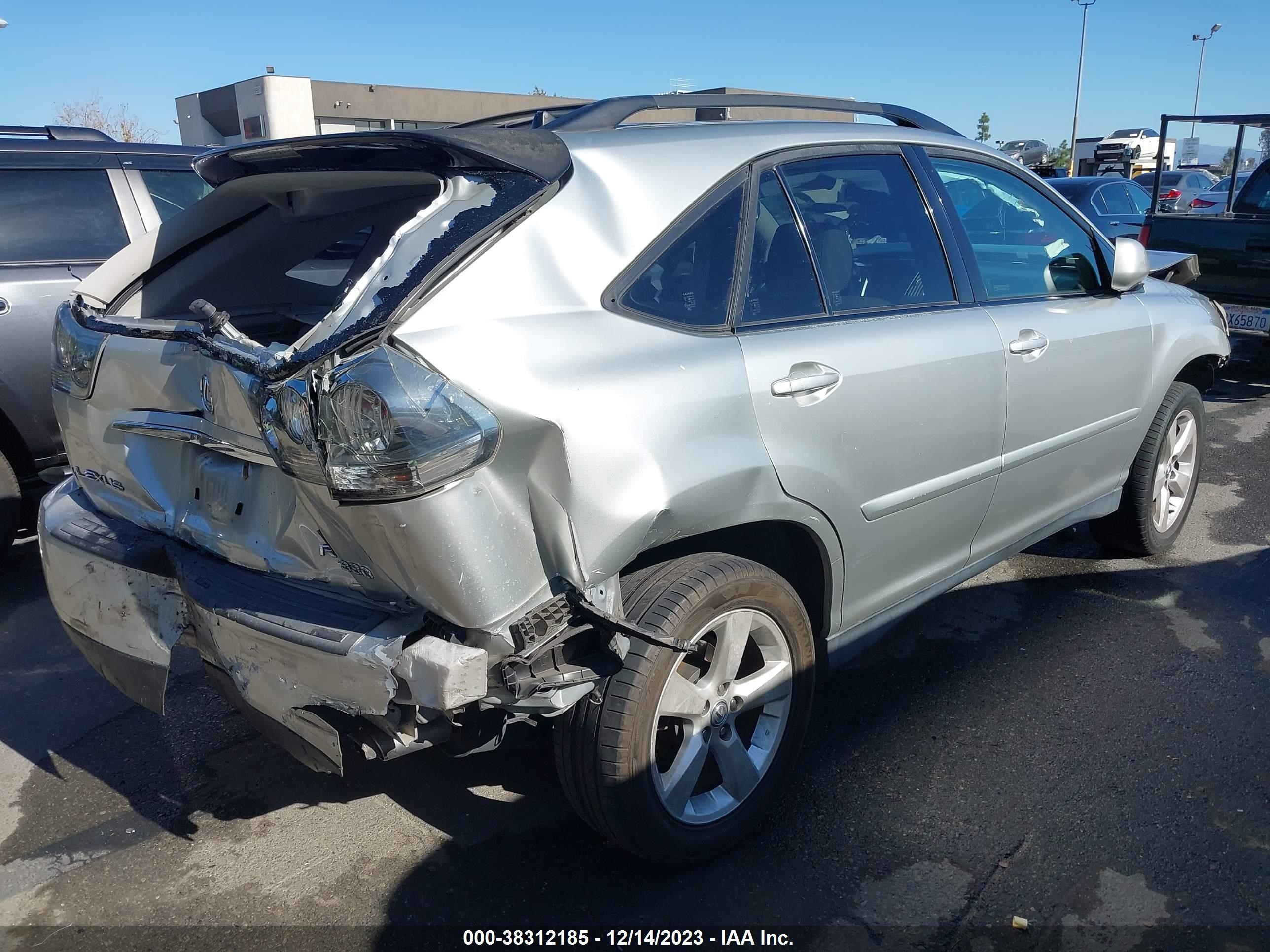 Photo 3 VIN: JTJGA31U160064360 - LEXUS RX 