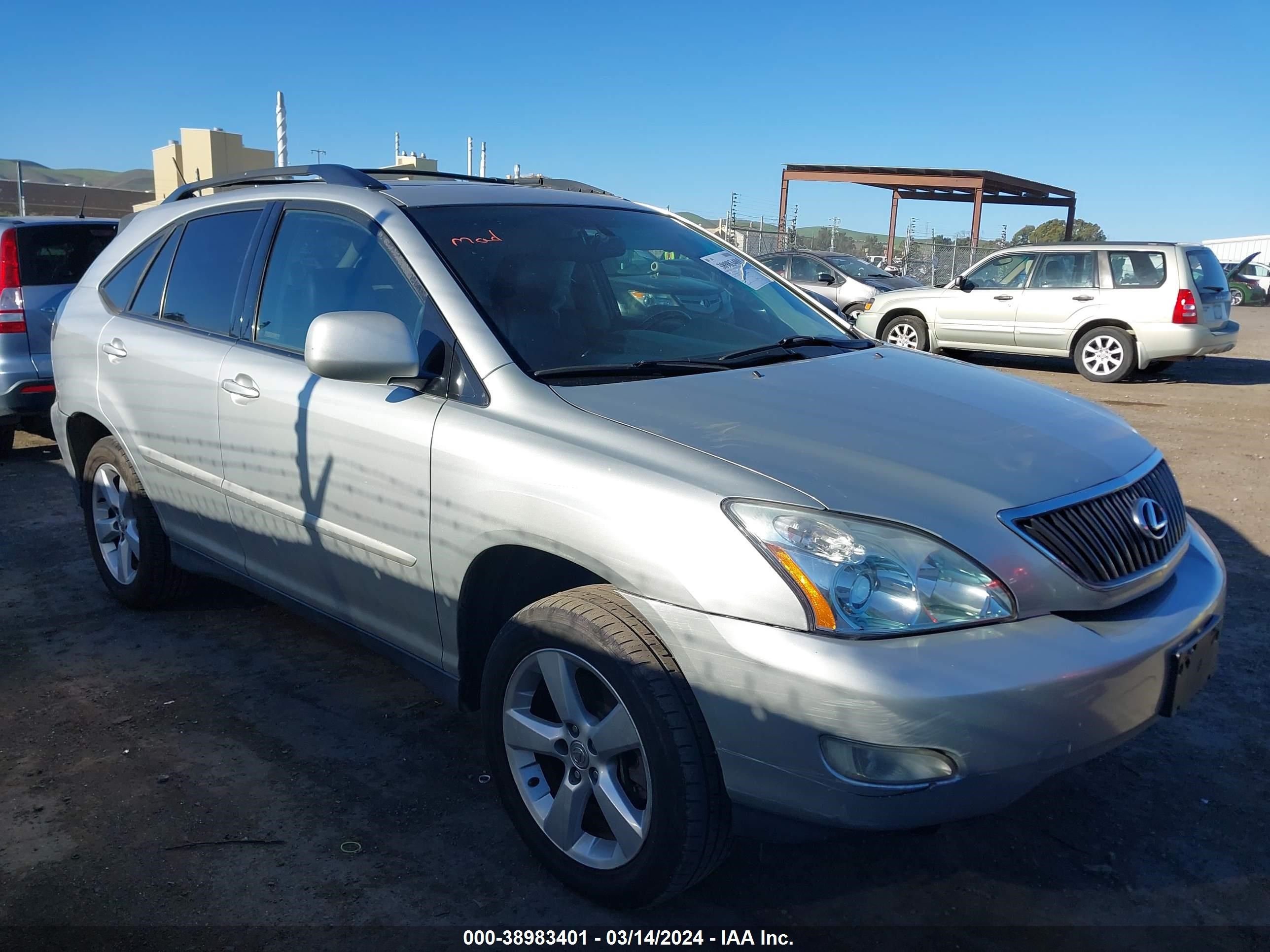 Photo 0 VIN: JTJGA31U240011129 - LEXUS RX 