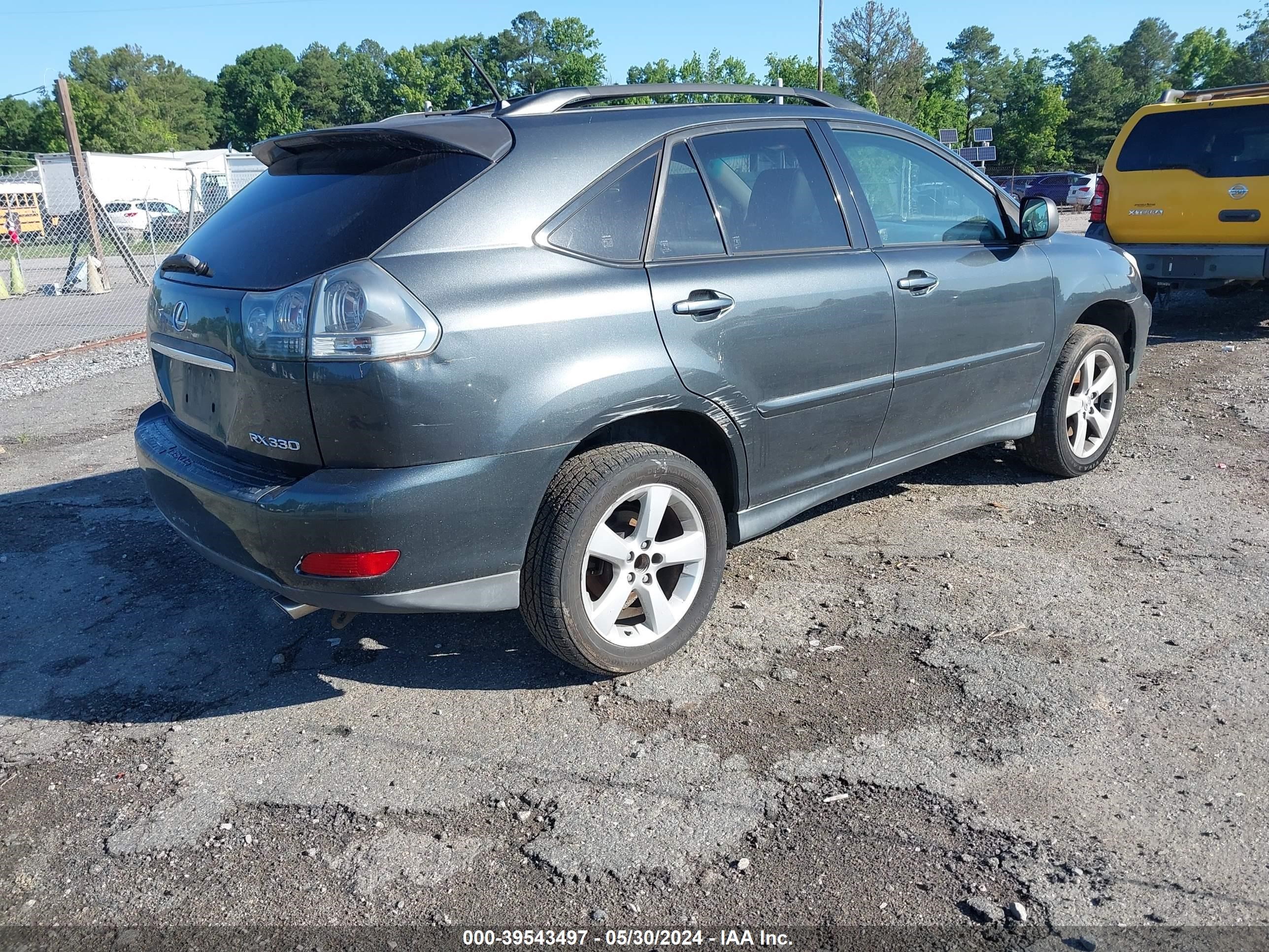 Photo 3 VIN: JTJGA31U250054211 - LEXUS RX 