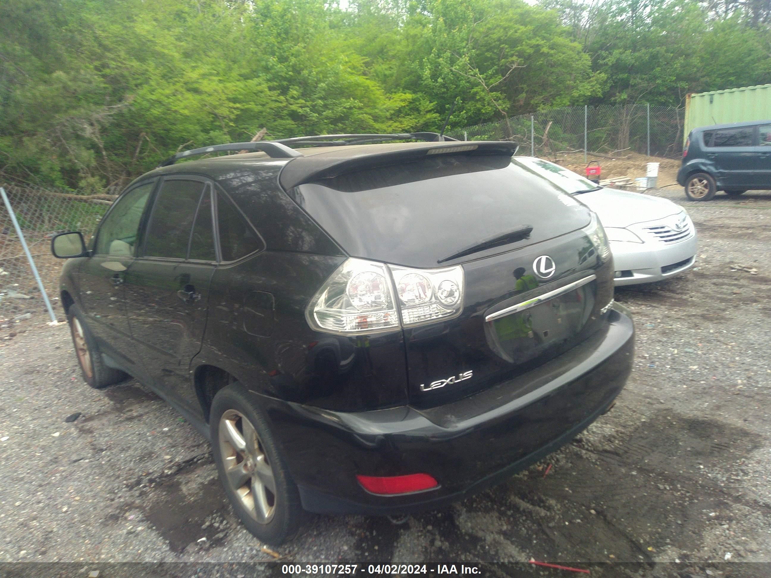 Photo 2 VIN: JTJGA31U340034936 - LEXUS RX 