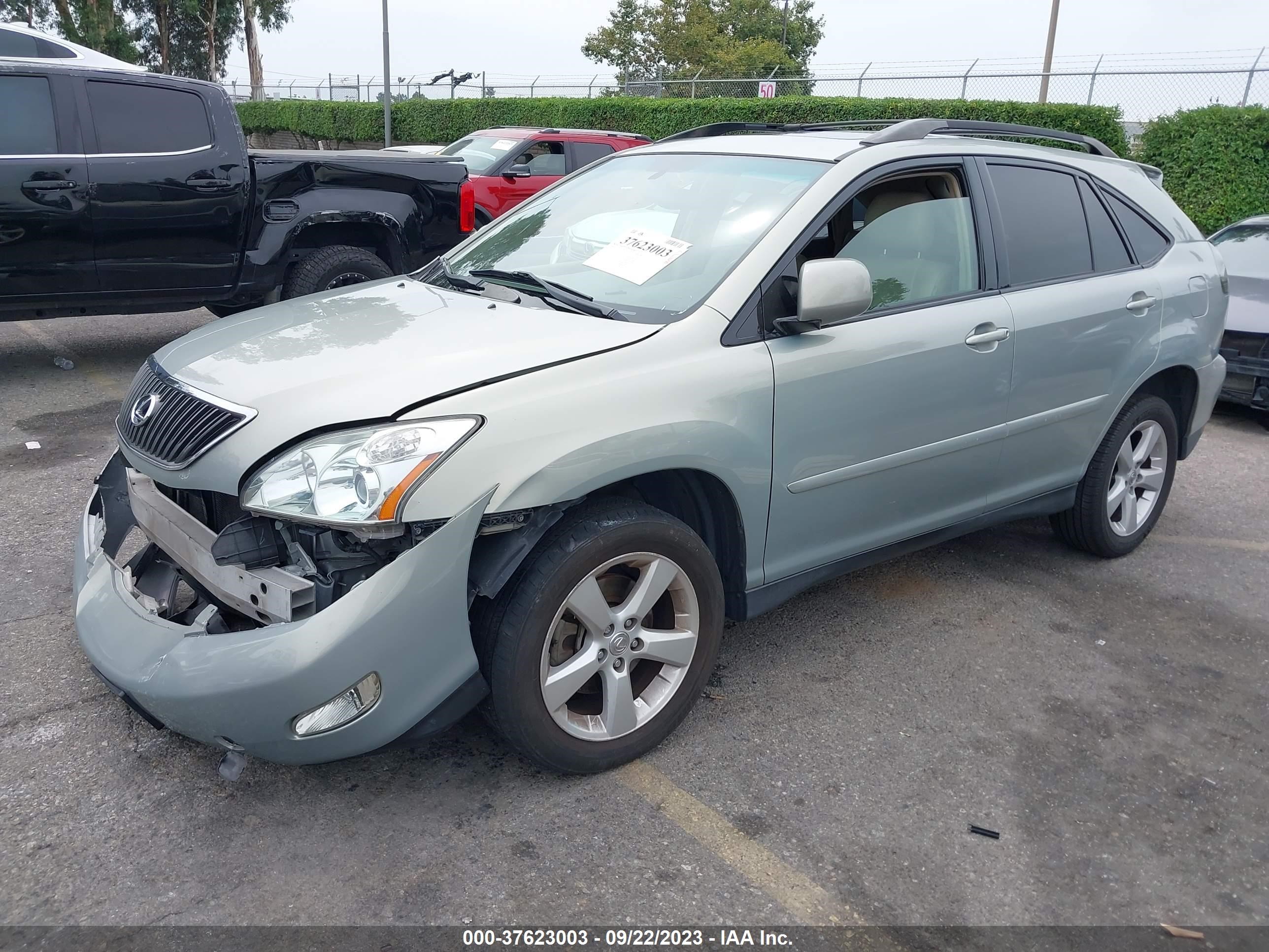 Photo 1 VIN: JTJGA31U350051804 - LEXUS RX 