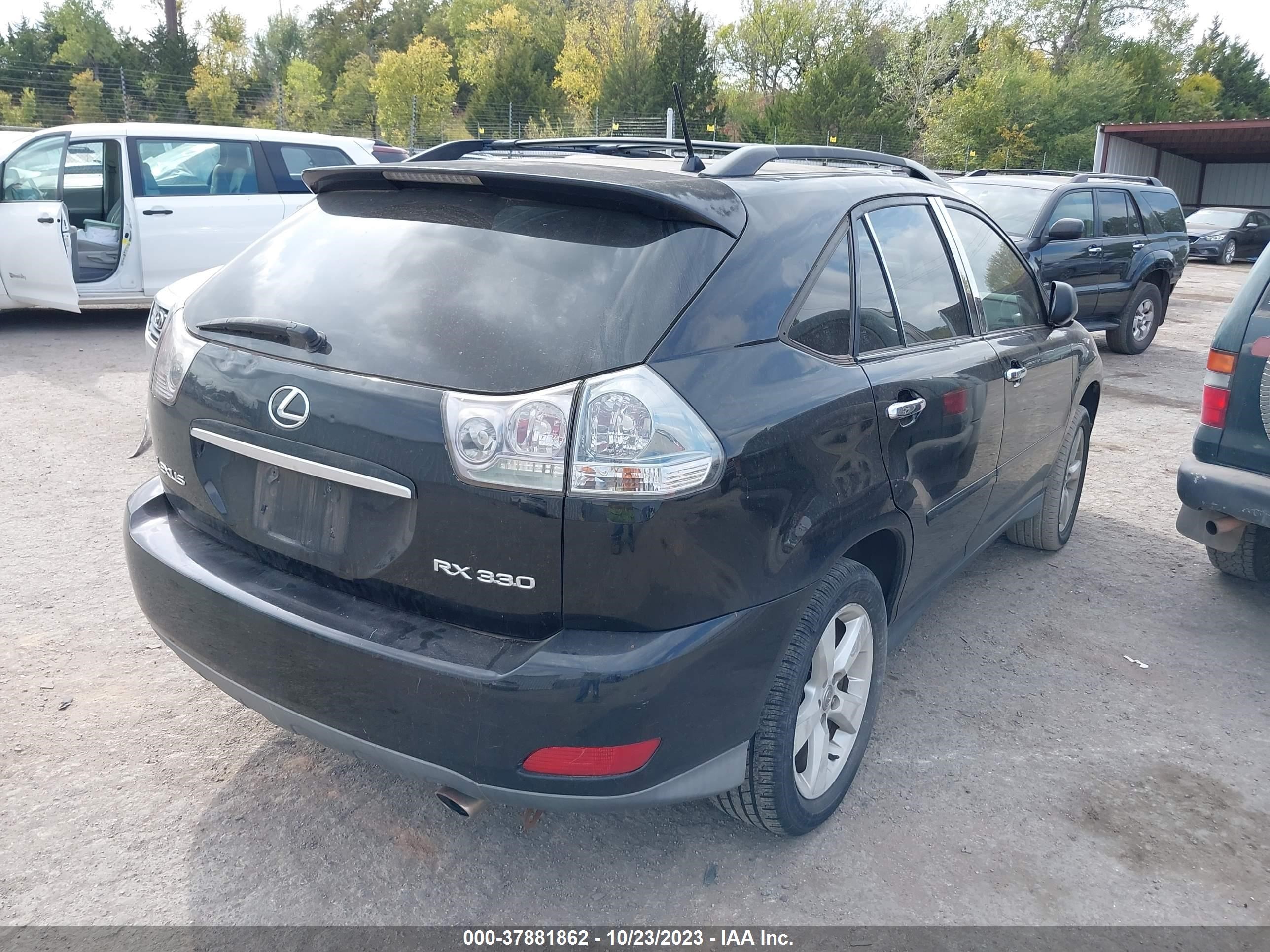 Photo 3 VIN: JTJGA31U350052354 - LEXUS RX 