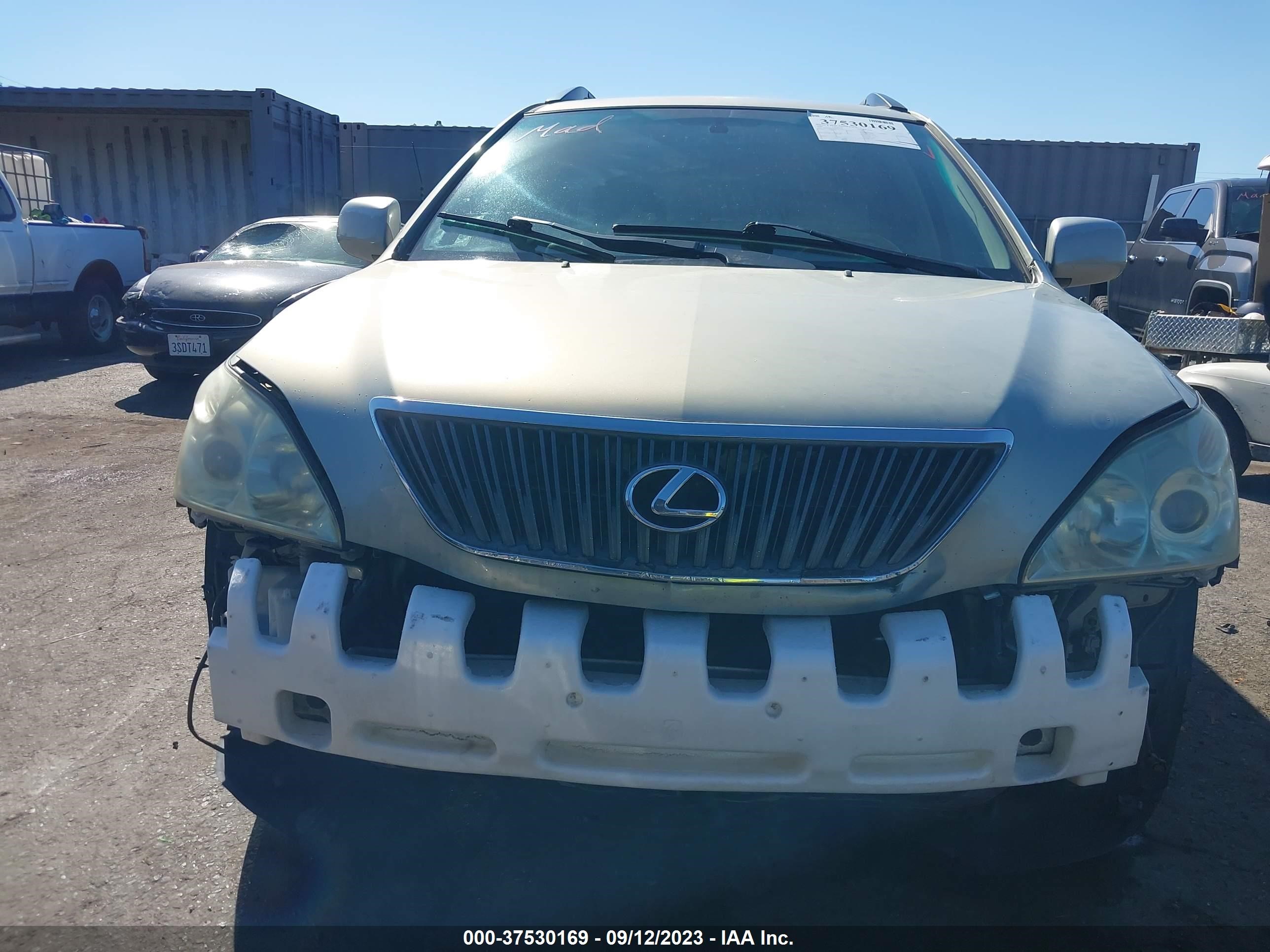 Photo 5 VIN: JTJGA31U360059497 - LEXUS RX 