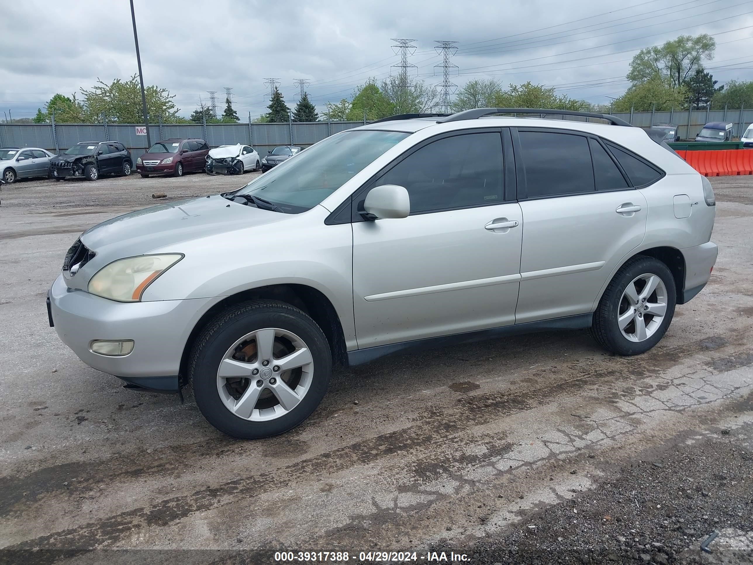 Photo 1 VIN: JTJGA31U540007298 - LEXUS RX 