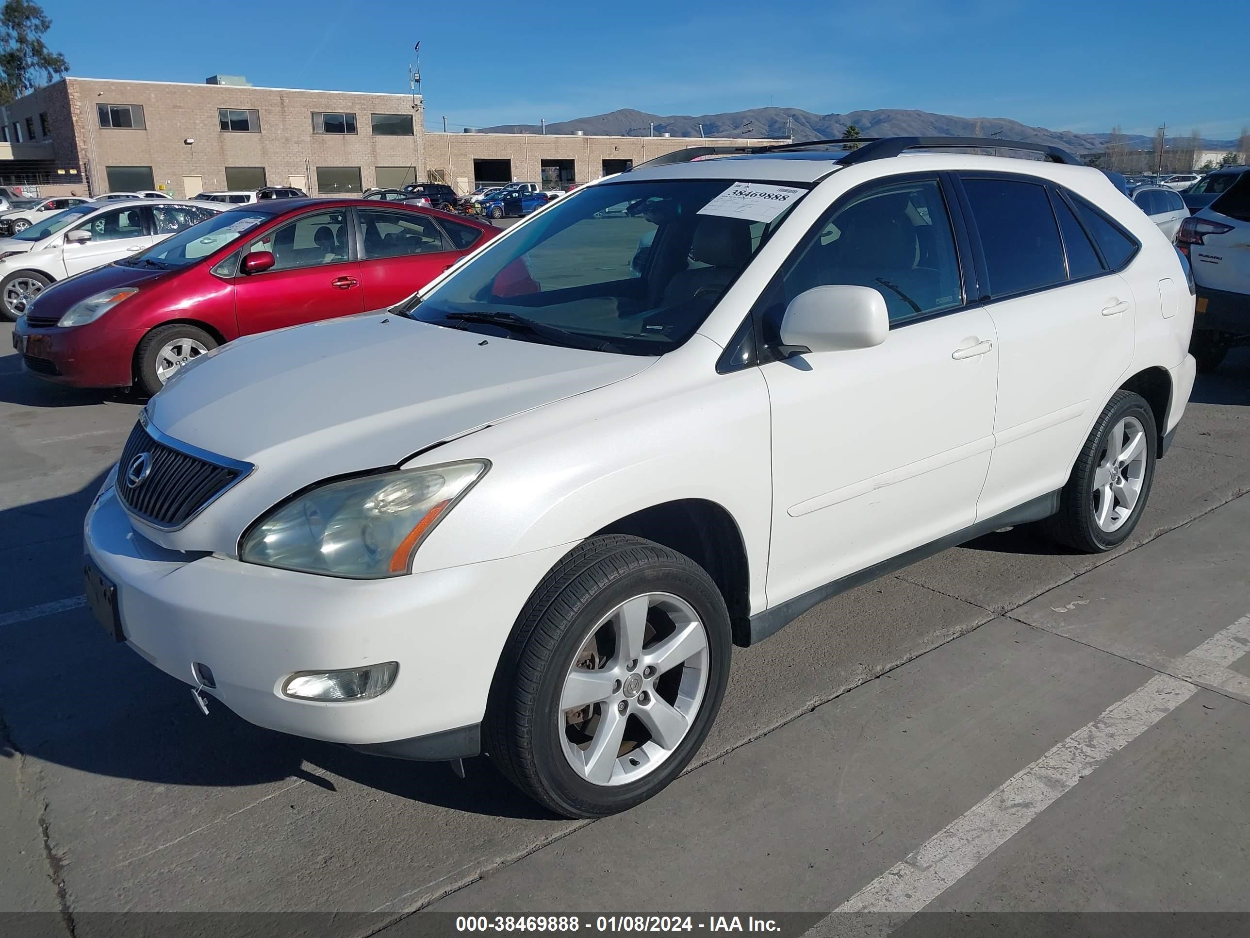 Photo 1 VIN: JTJGA31U540017653 - LEXUS RX 