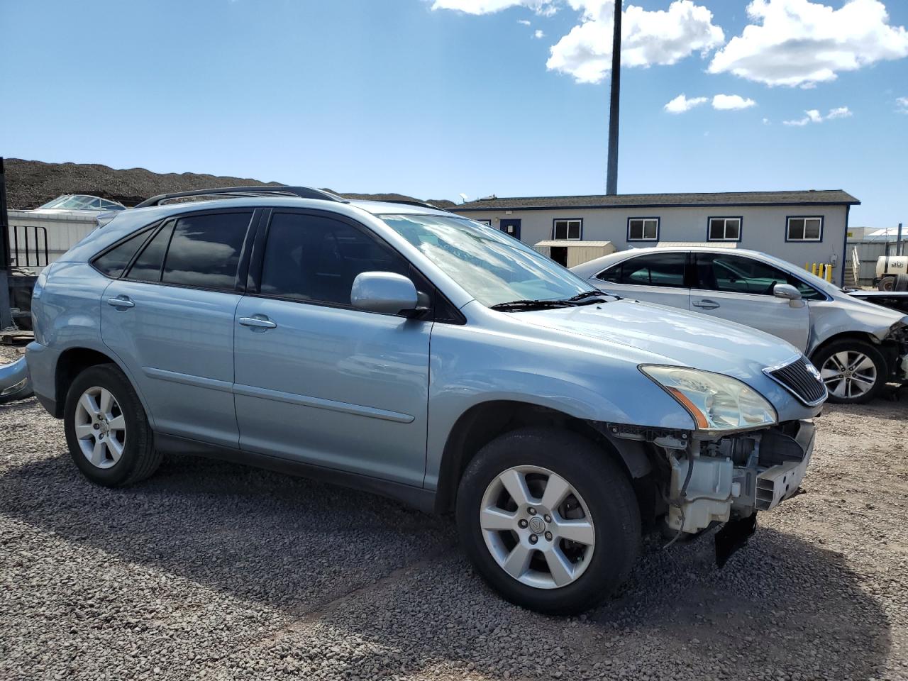 Photo 3 VIN: JTJGA31U640038088 - LEXUS RX 