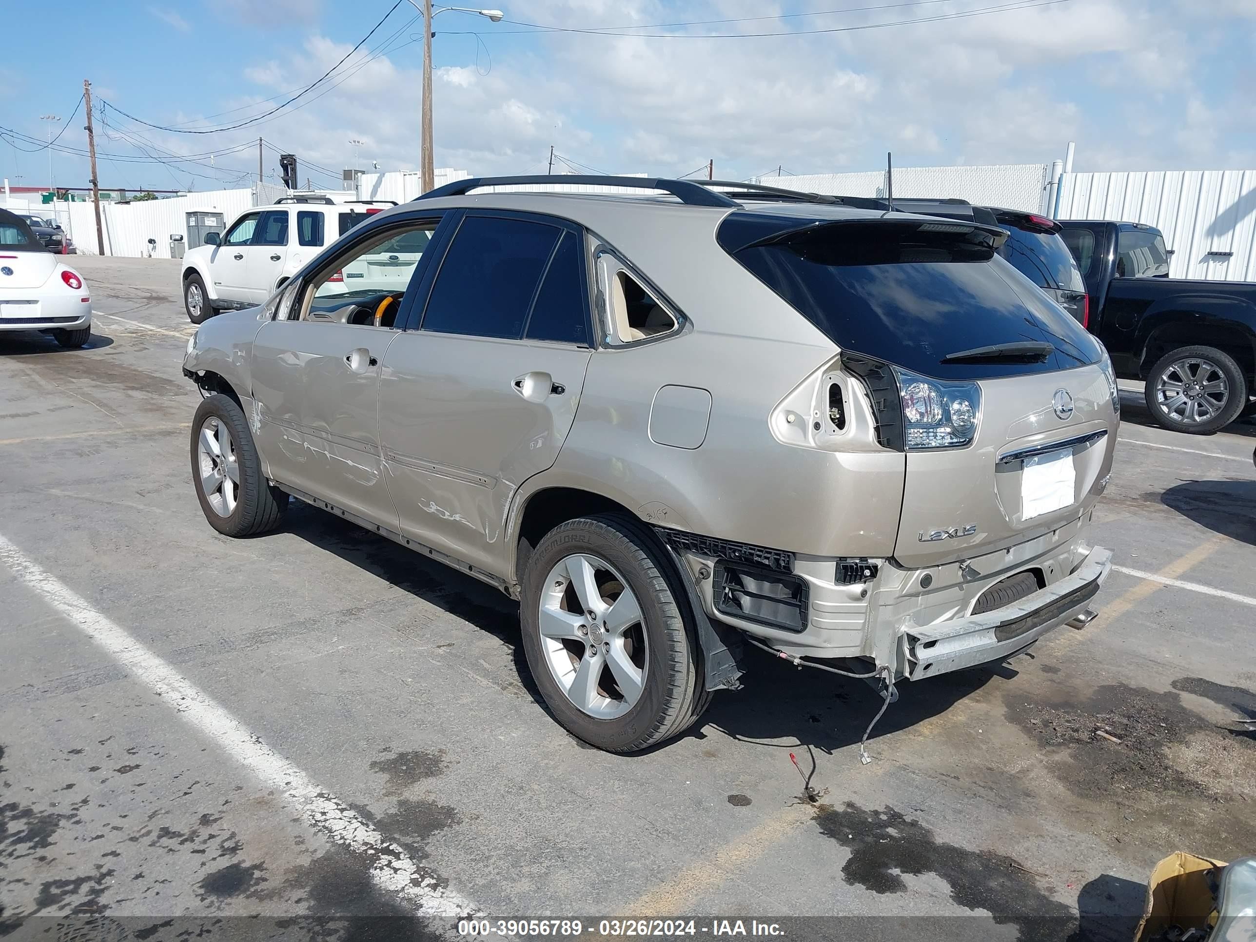 Photo 2 VIN: JTJGA31U740037709 - LEXUS RX 