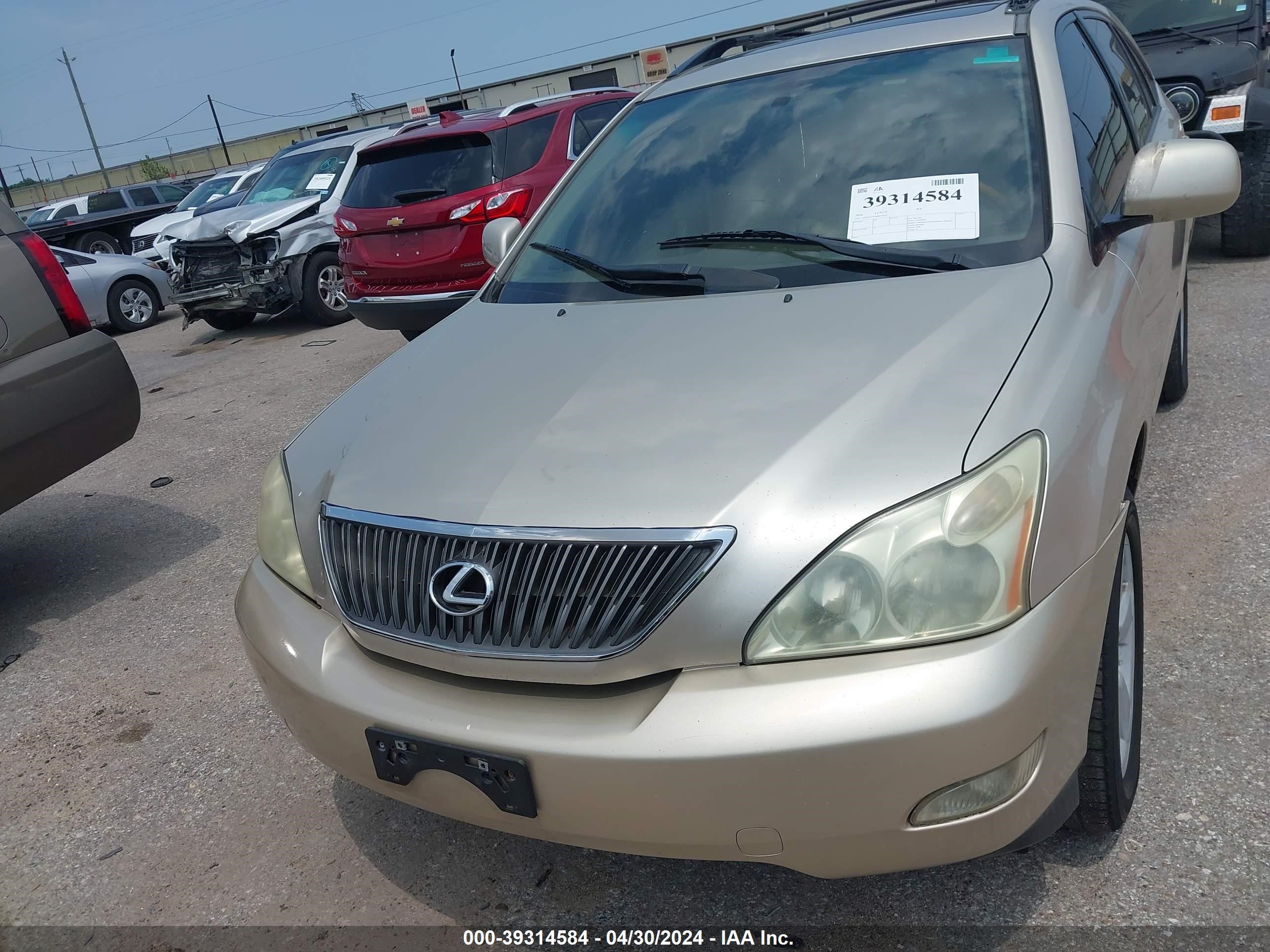 Photo 5 VIN: JTJGA31U840014567 - LEXUS RX 