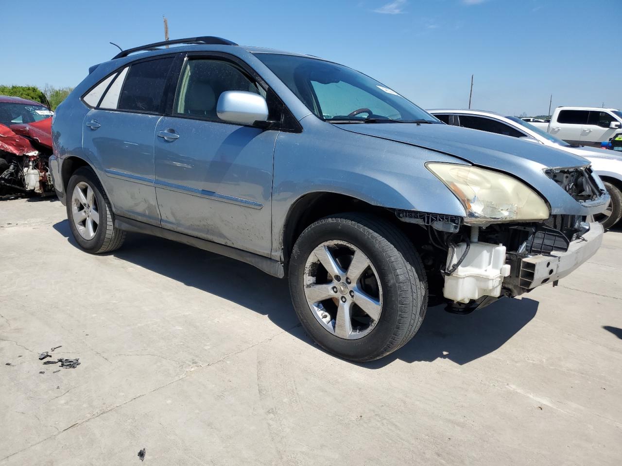 Photo 3 VIN: JTJGA31U940007563 - LEXUS RX 