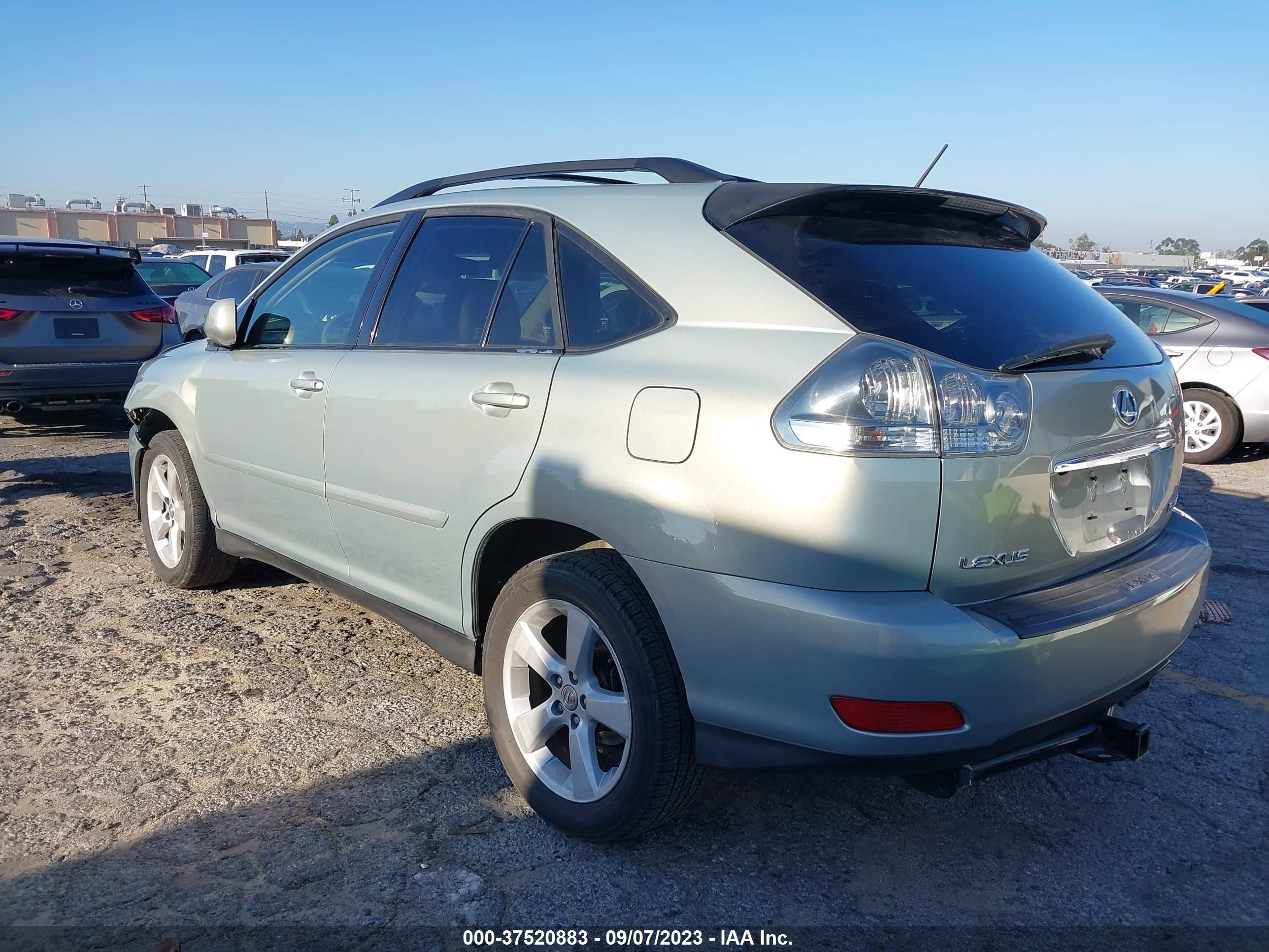 Photo 2 VIN: JTJGA31U940036769 - LEXUS RX 